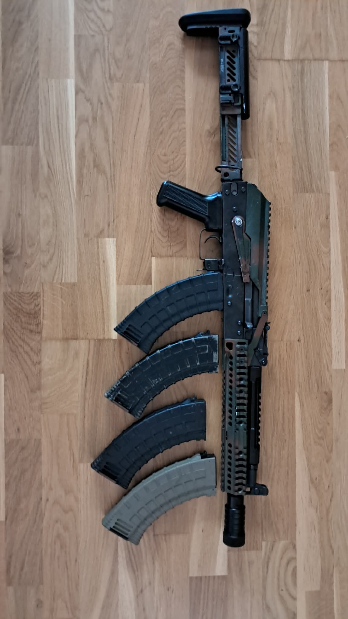 ak 104