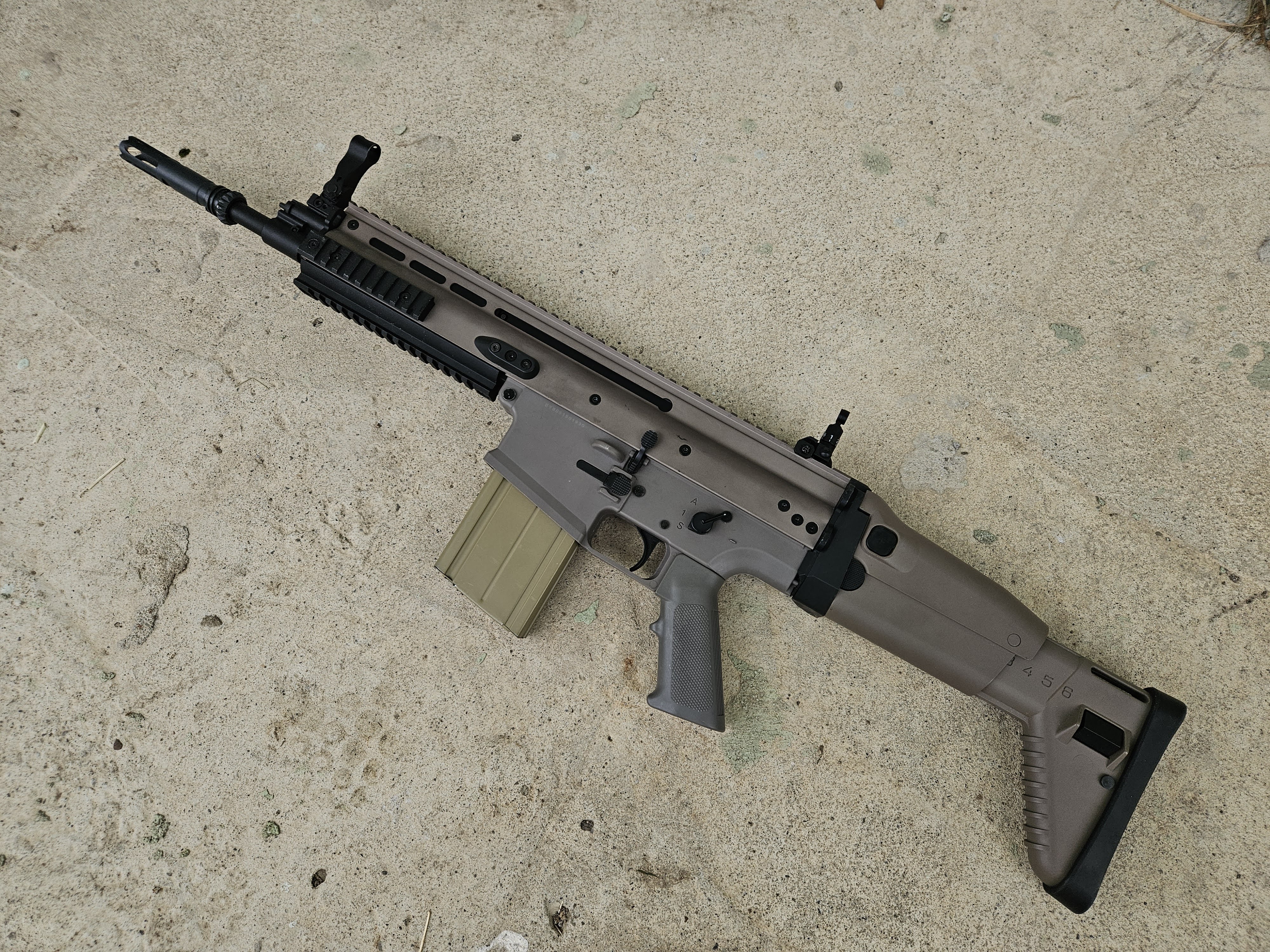 SCAR H 415fps stan bdb z Lipo 11,1V