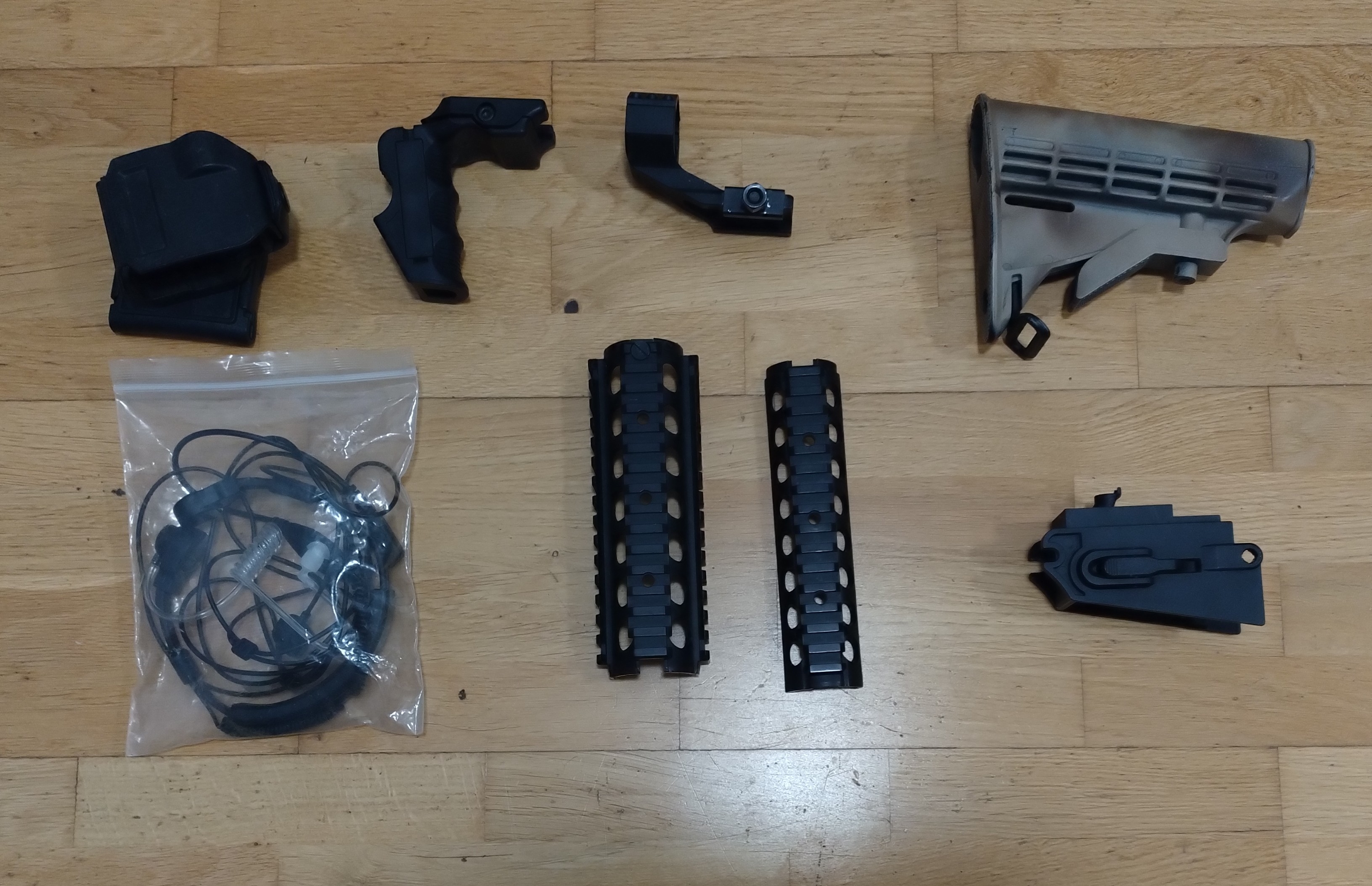 Wyprzedaż gratów z szafy