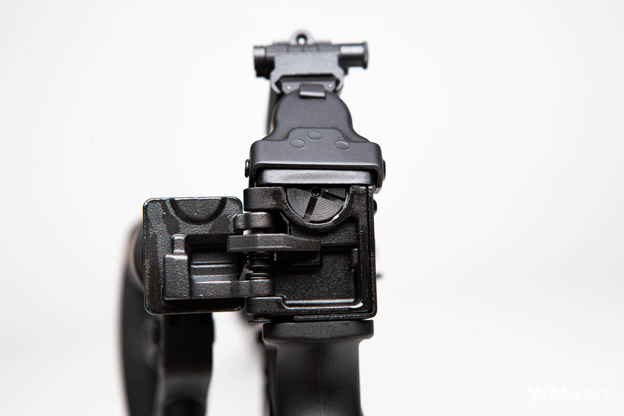 AK12 Arcturus (AT-AK12) z zewnątrz