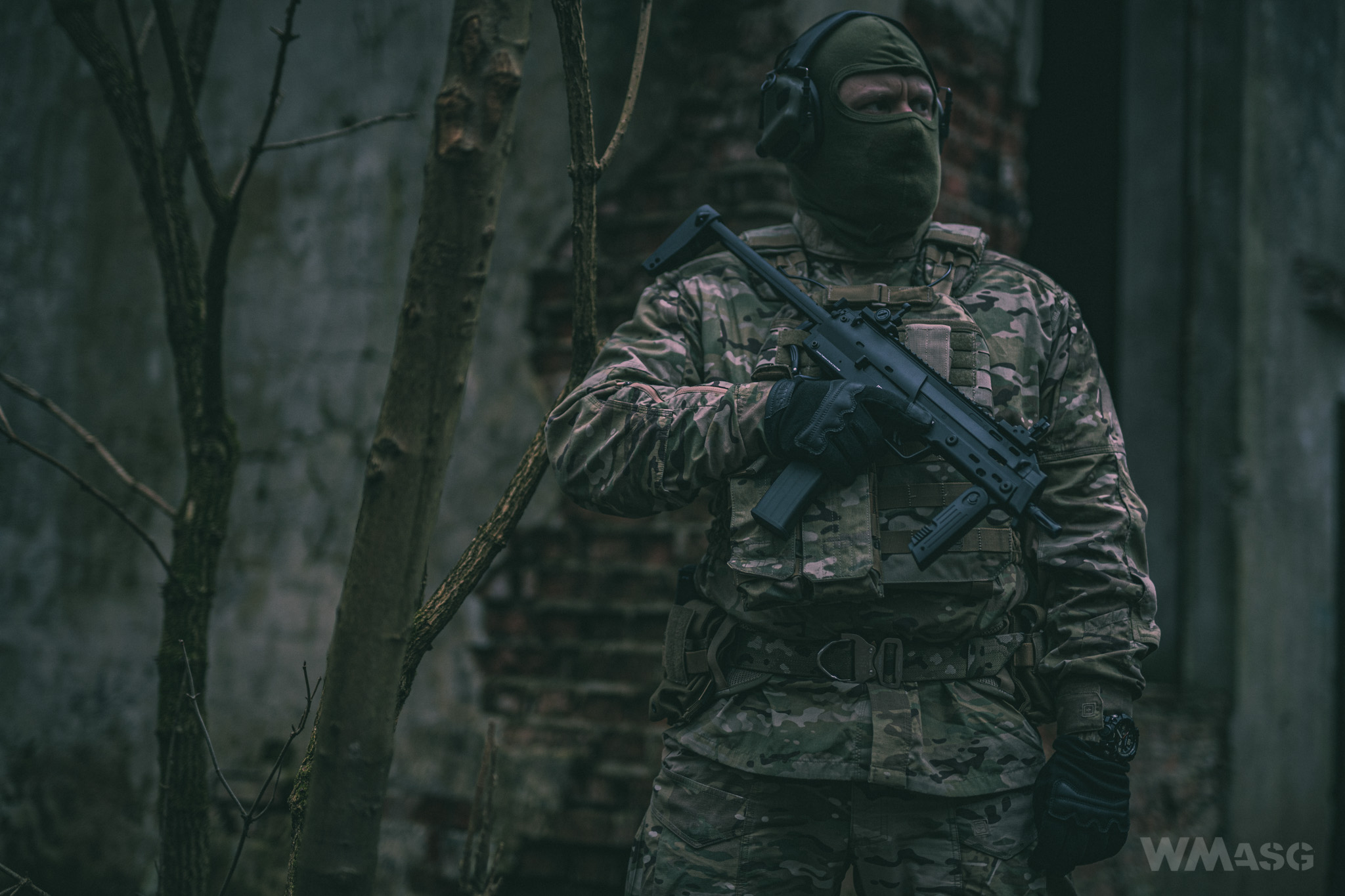 HK MP7A1 AEG - UMAREX/VFC- w terenie