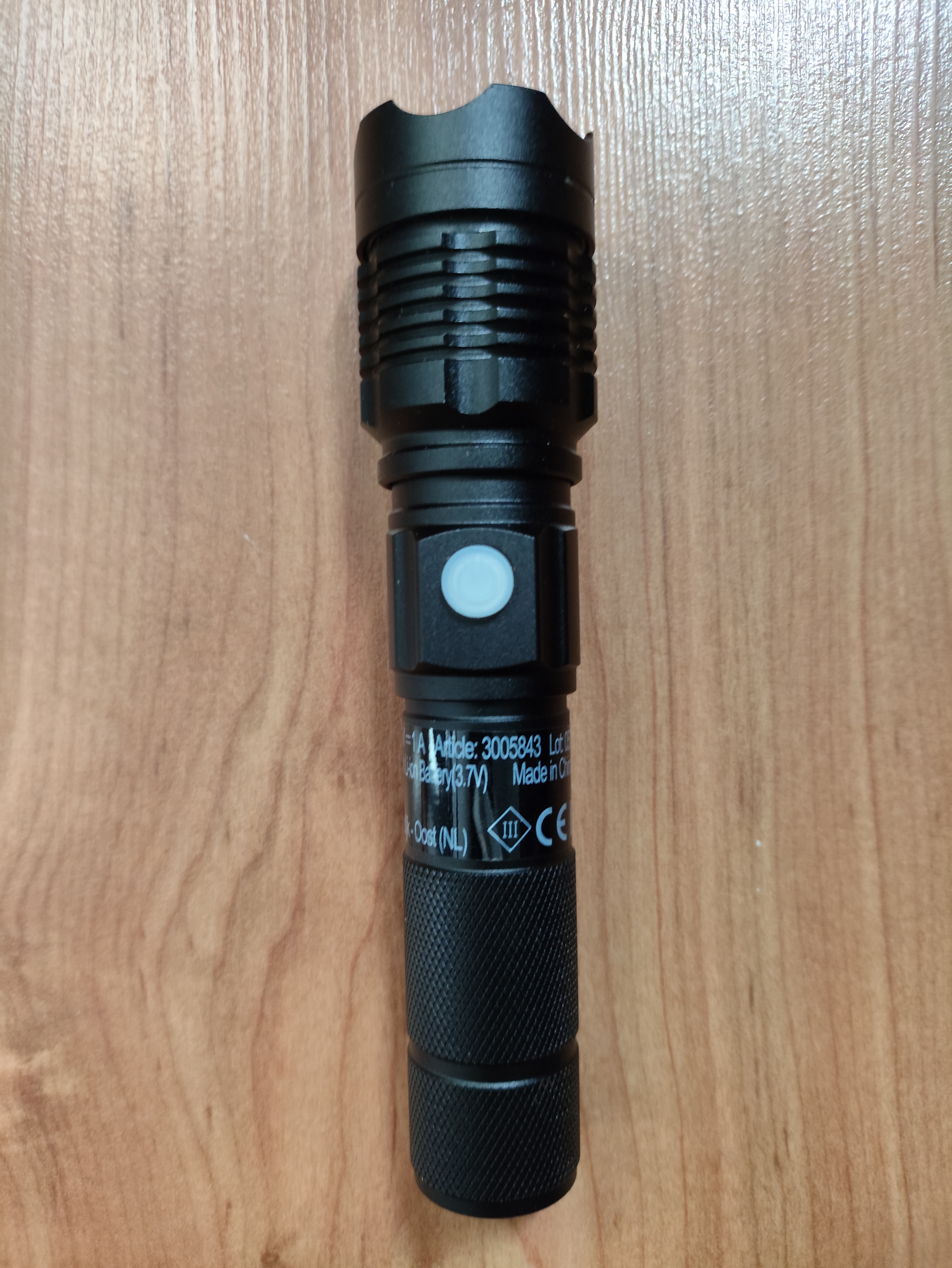 Latarka LED + montaż RIS