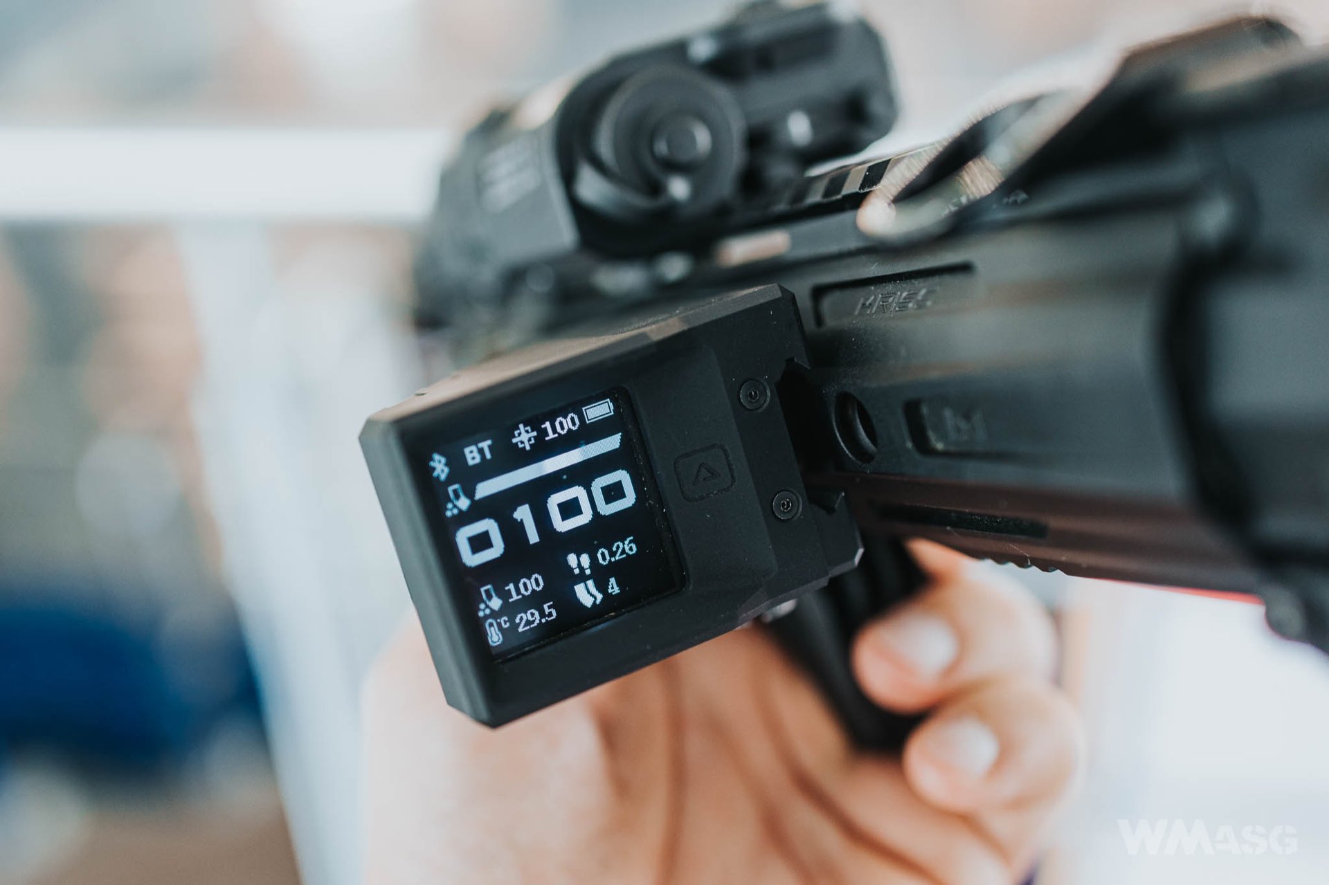 GATE STATUS in stores