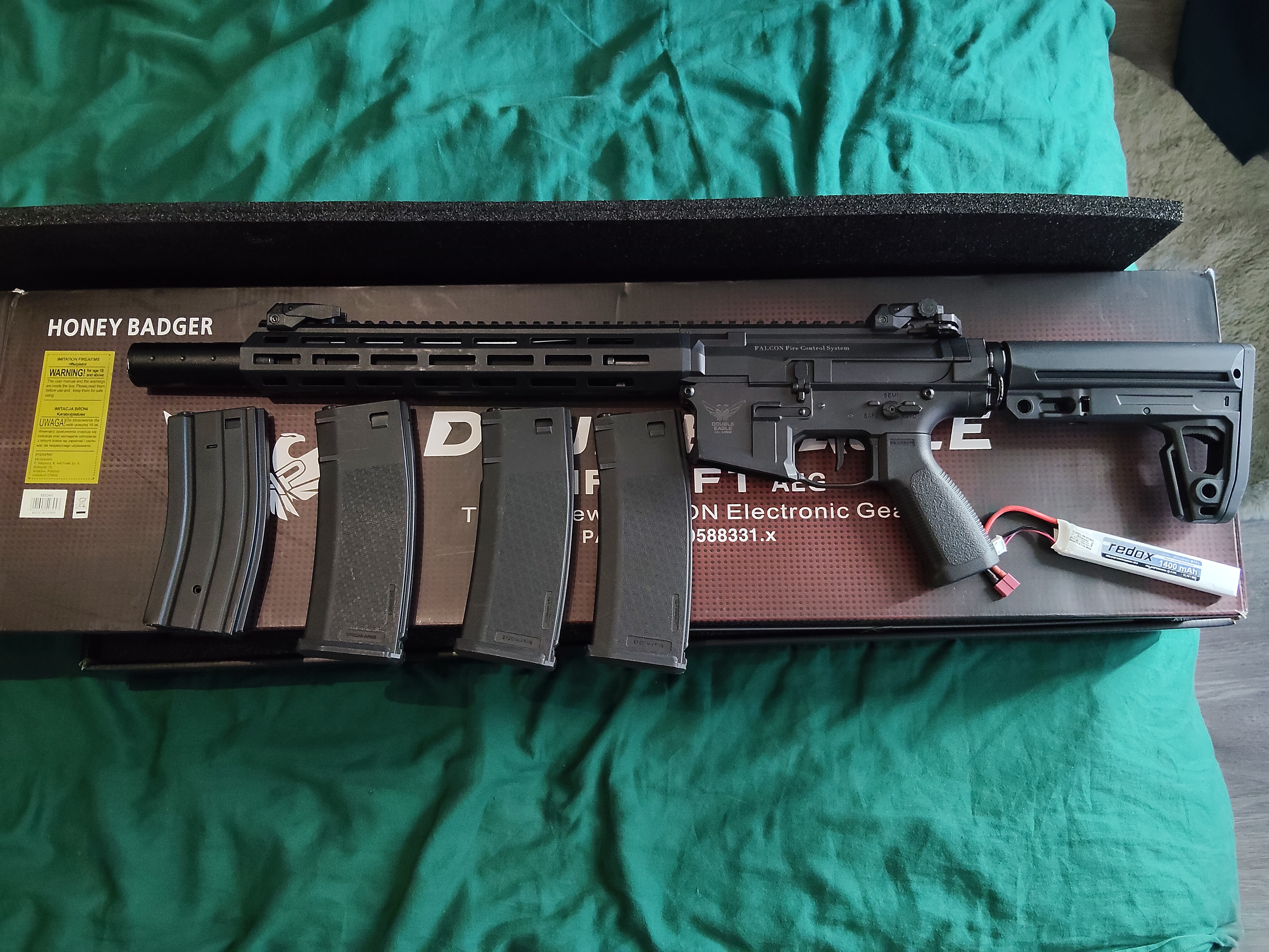 DE M904F