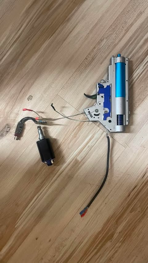 gearbox v2 z mosfetem specny w pełni sprawny (styl m4)