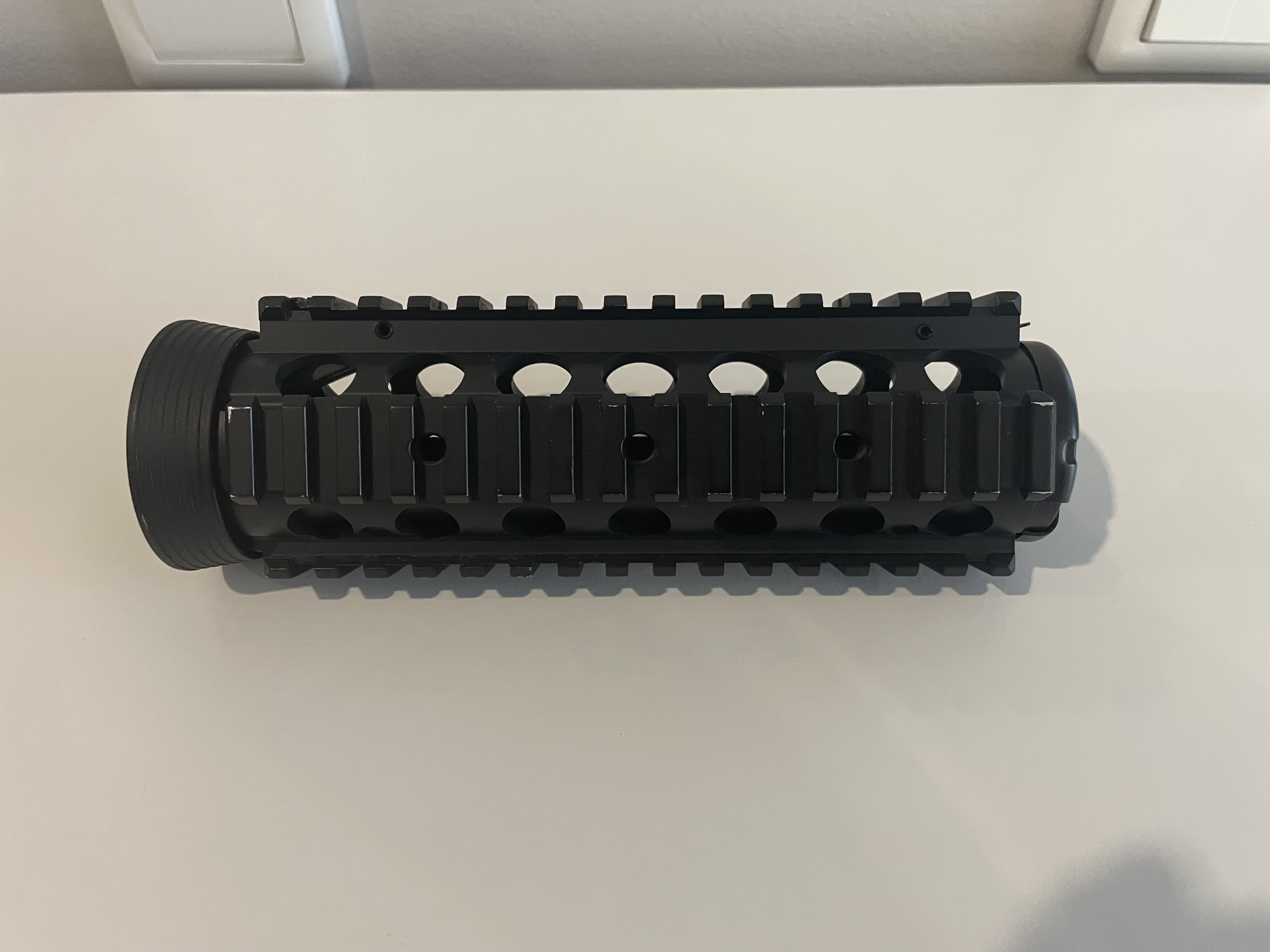 Front RIS CQB M4 AR15 z oznaczeniami