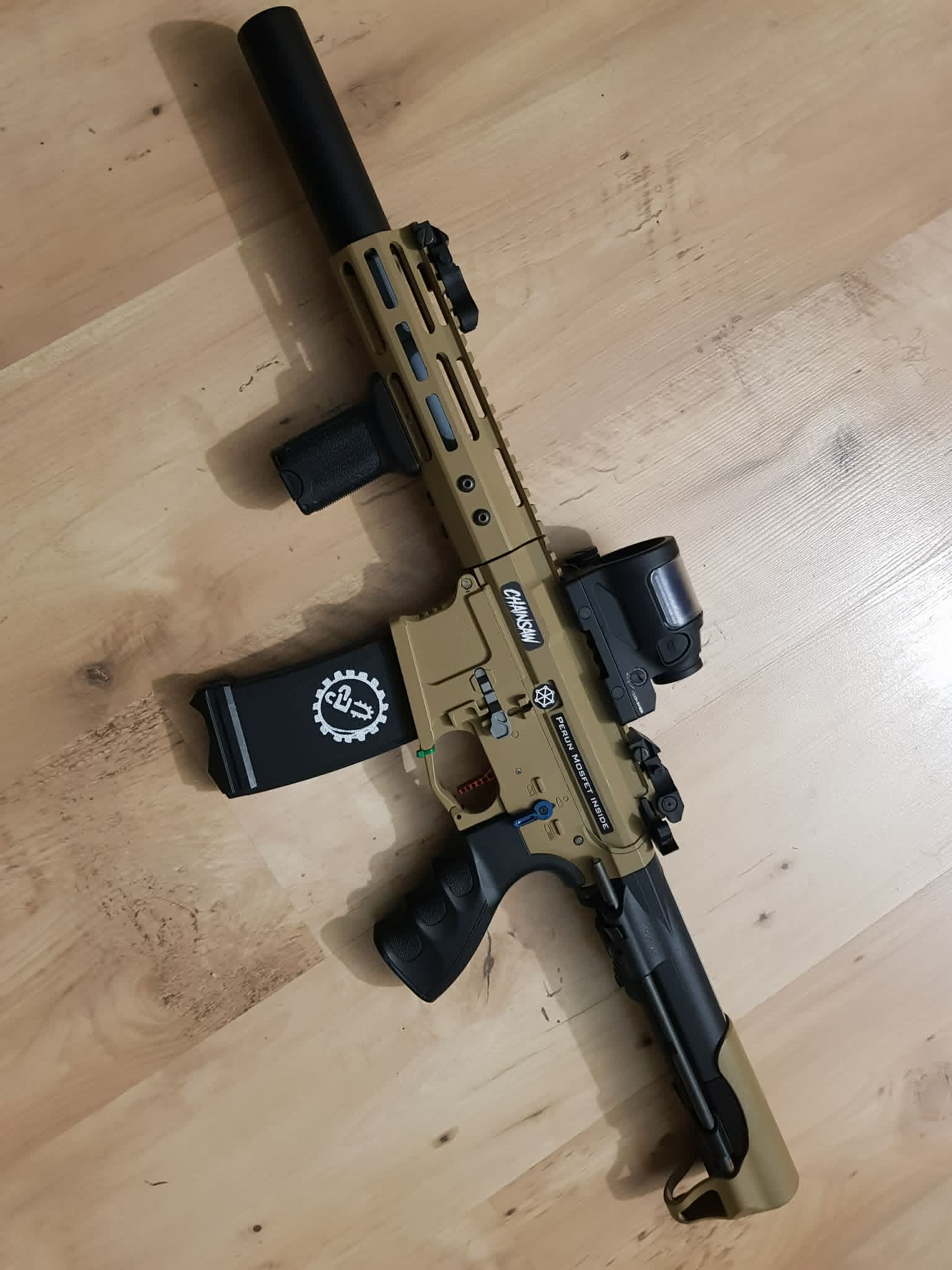 G&G GC16 WildHog Stylizowany na HoneyBadger