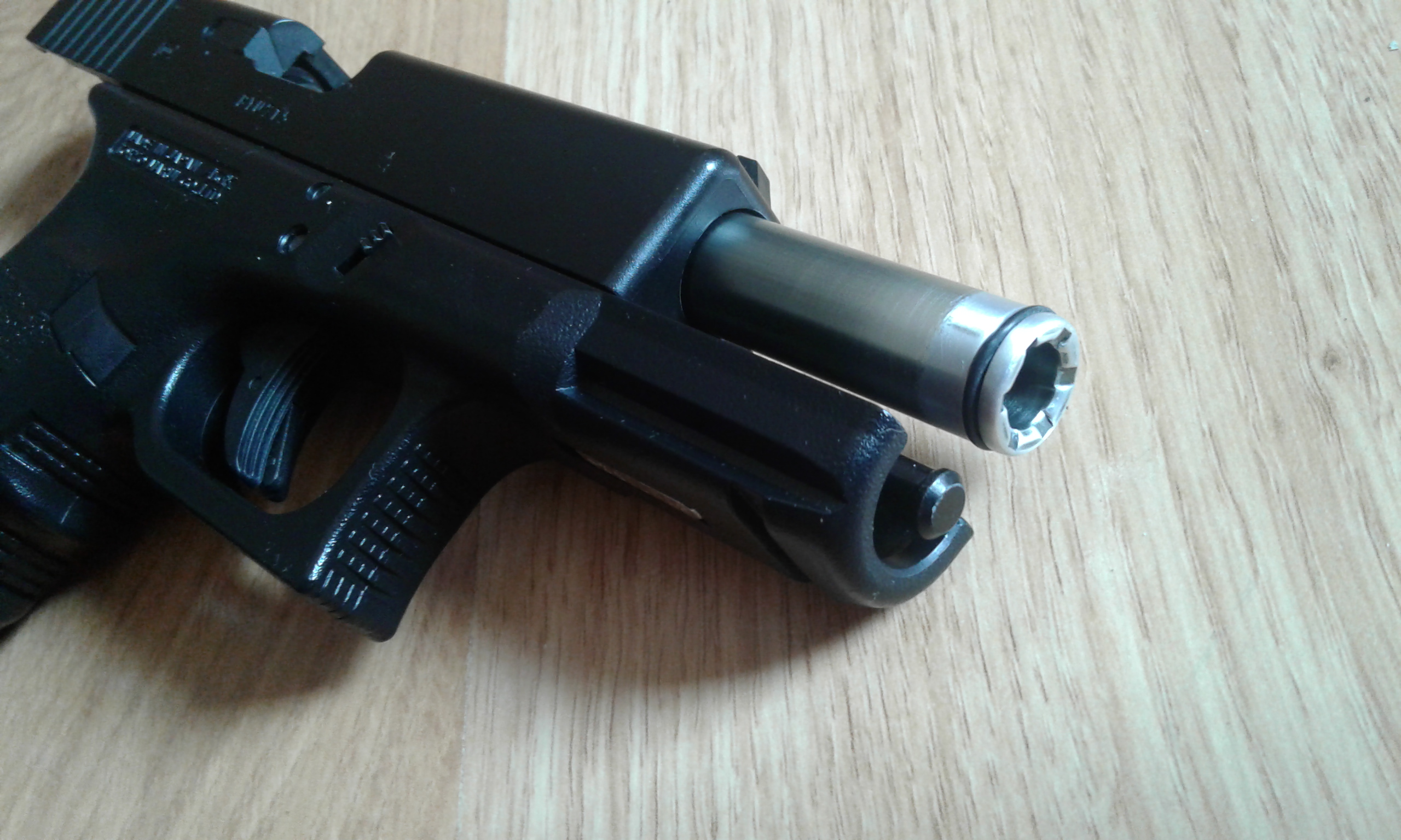 Glock 19 gen.3, G19, Tokyo Marui, Lufa Nine Ball non-recoil
