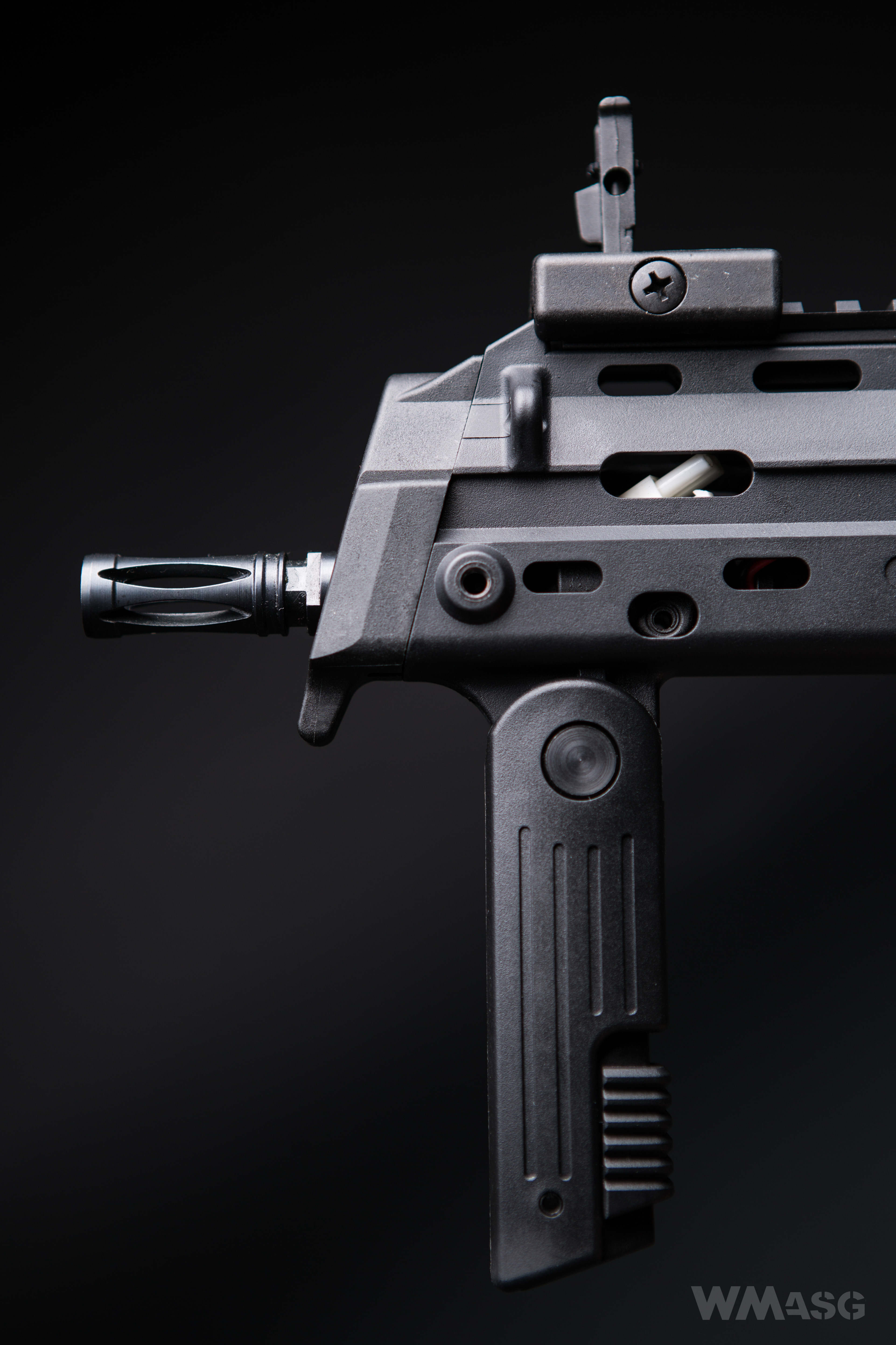HK MP7A1 AEG - Umarex/VFC - z zewnątrz