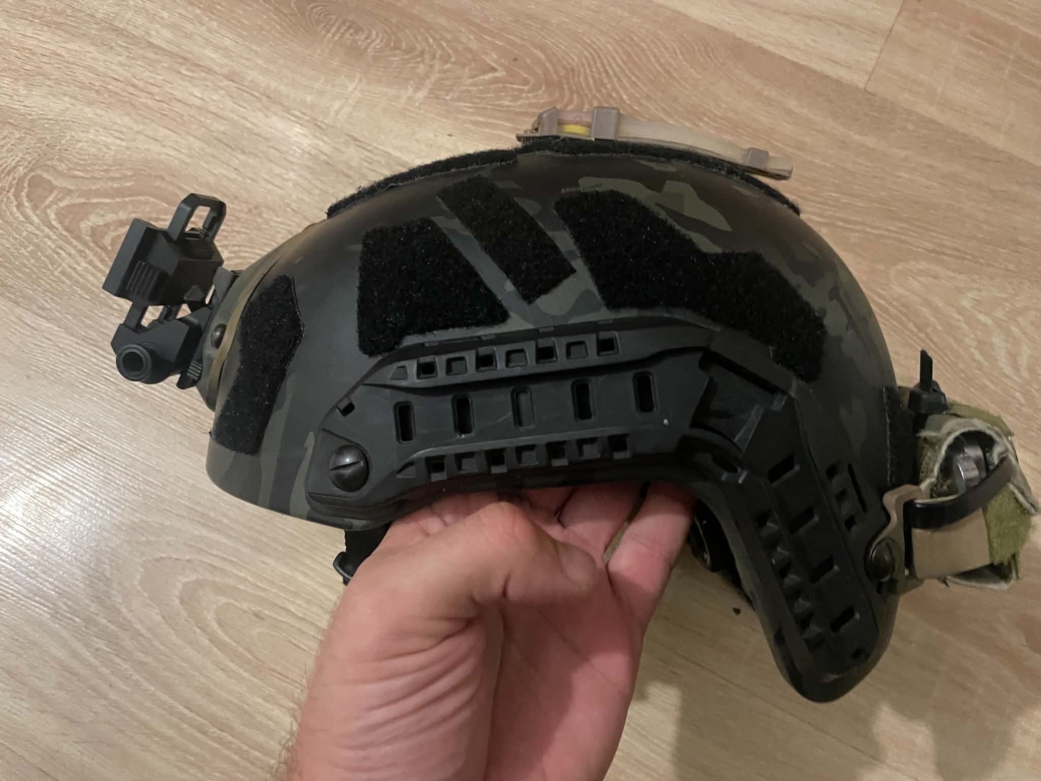 Hełm fast fma heavy multicam black + dodatki