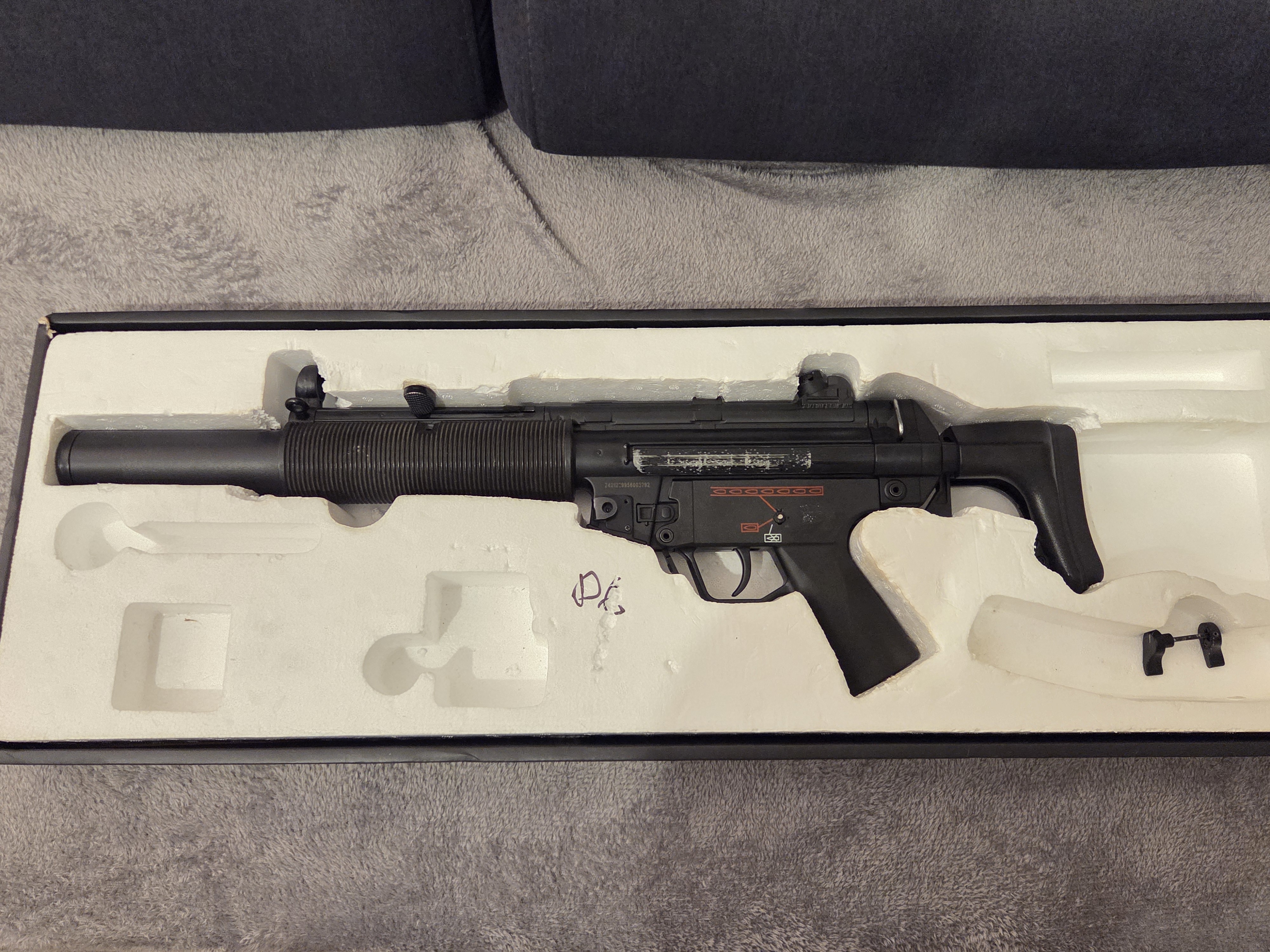 JG067 S6 Mp5sd6 1.0J