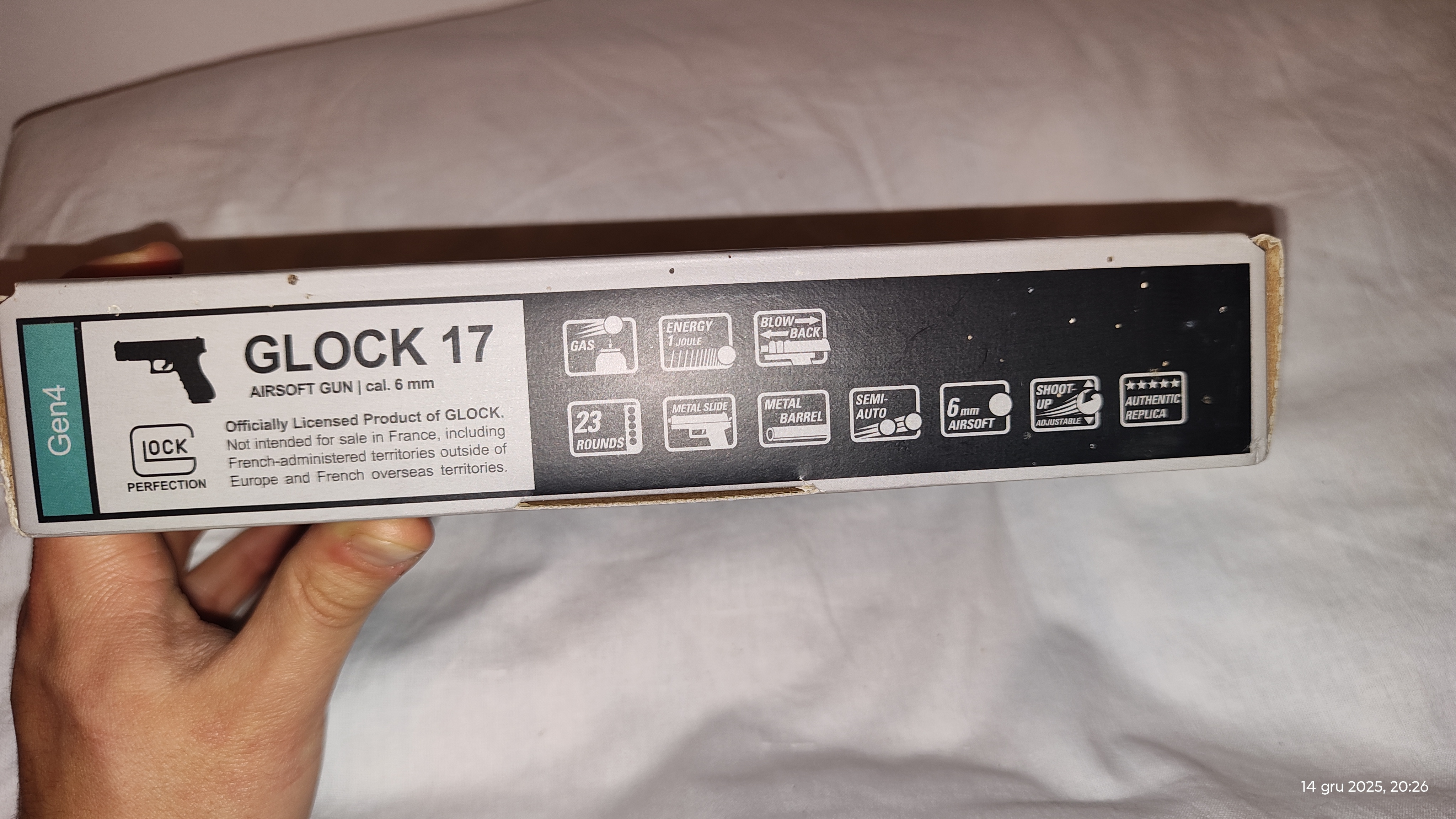 Glock 17 gen4 AIRSOFT GUN + 2mag + gaz + kulki.