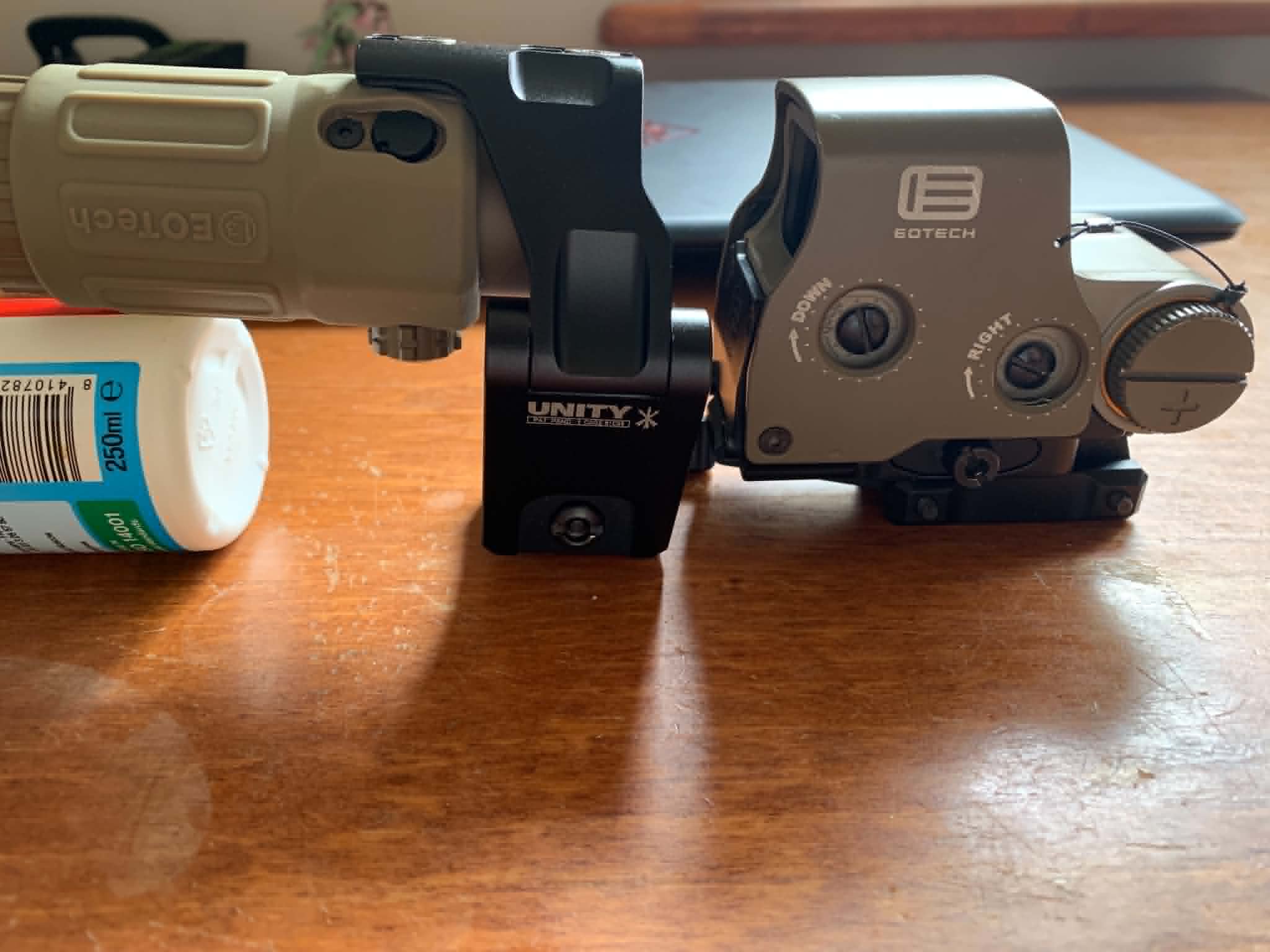 zestaw Kolimator EXPS 3-0 SOTAC FDE + magnifier SOTAC FDE na montażach unity (REPLIKI full oznaczenia) cena do negocjacji