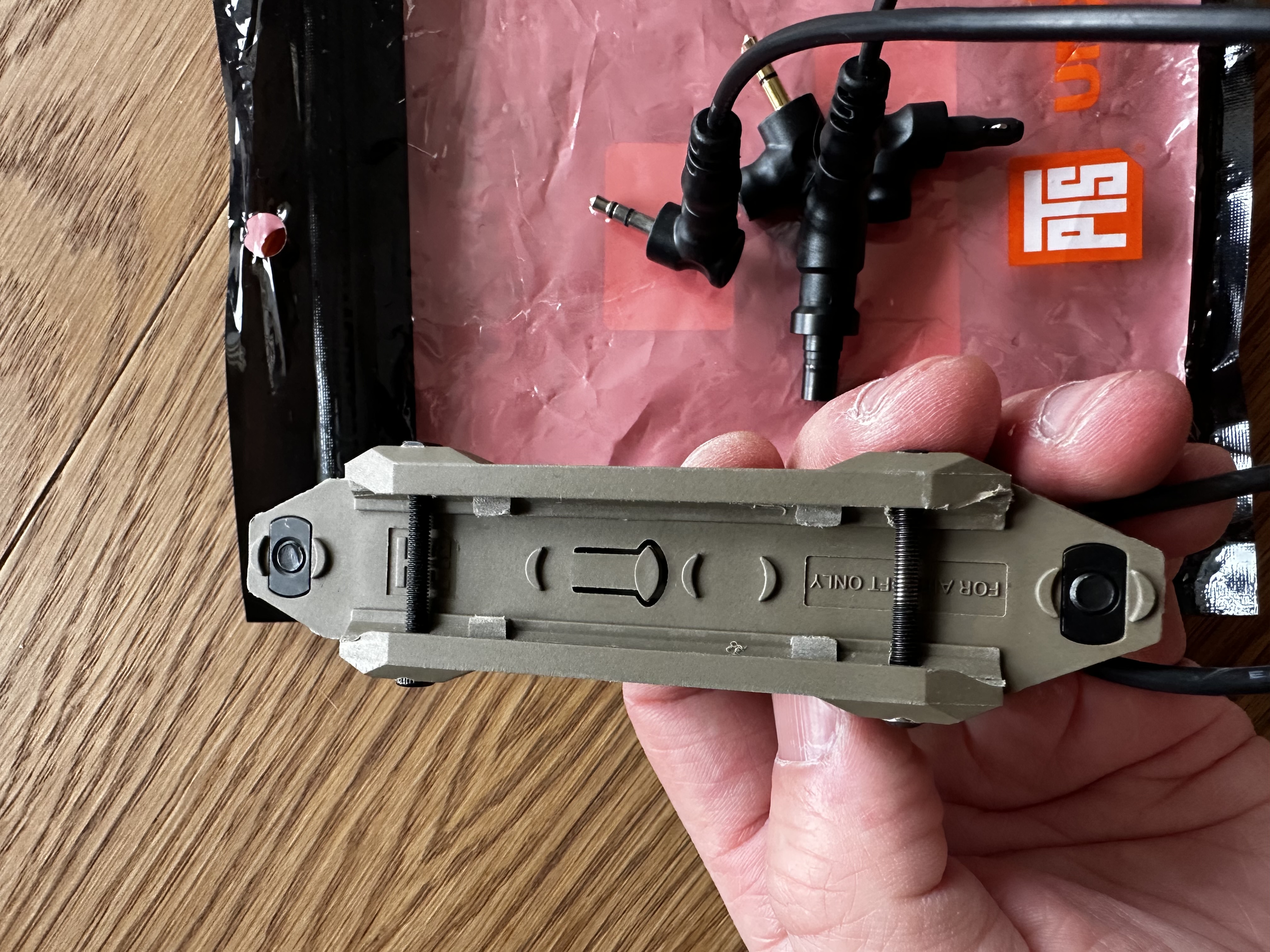 Unity pts taps Modular włącznik surefire peq NGAL FDE