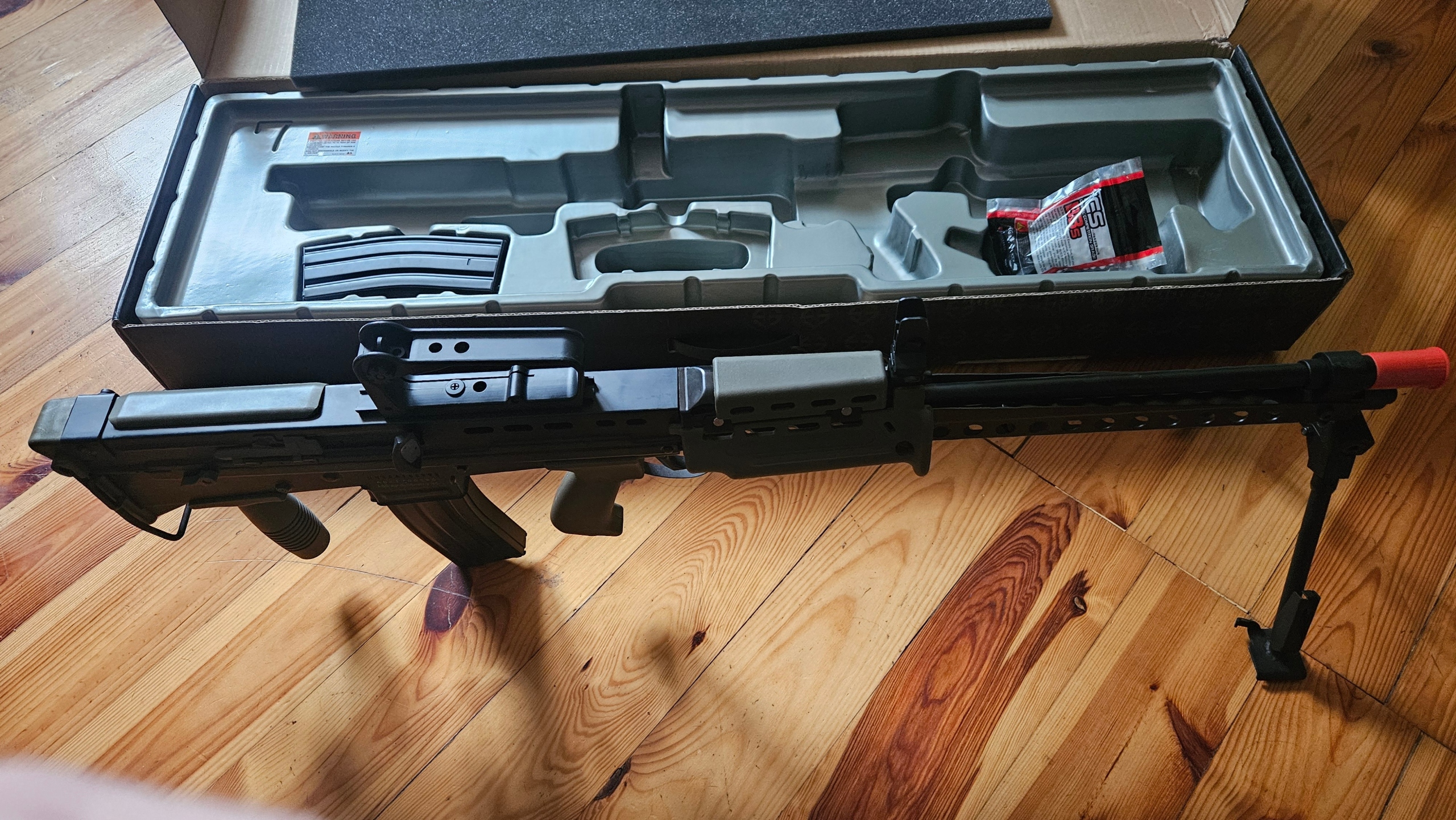 Replika karabinu L86A2 LSW - ICS