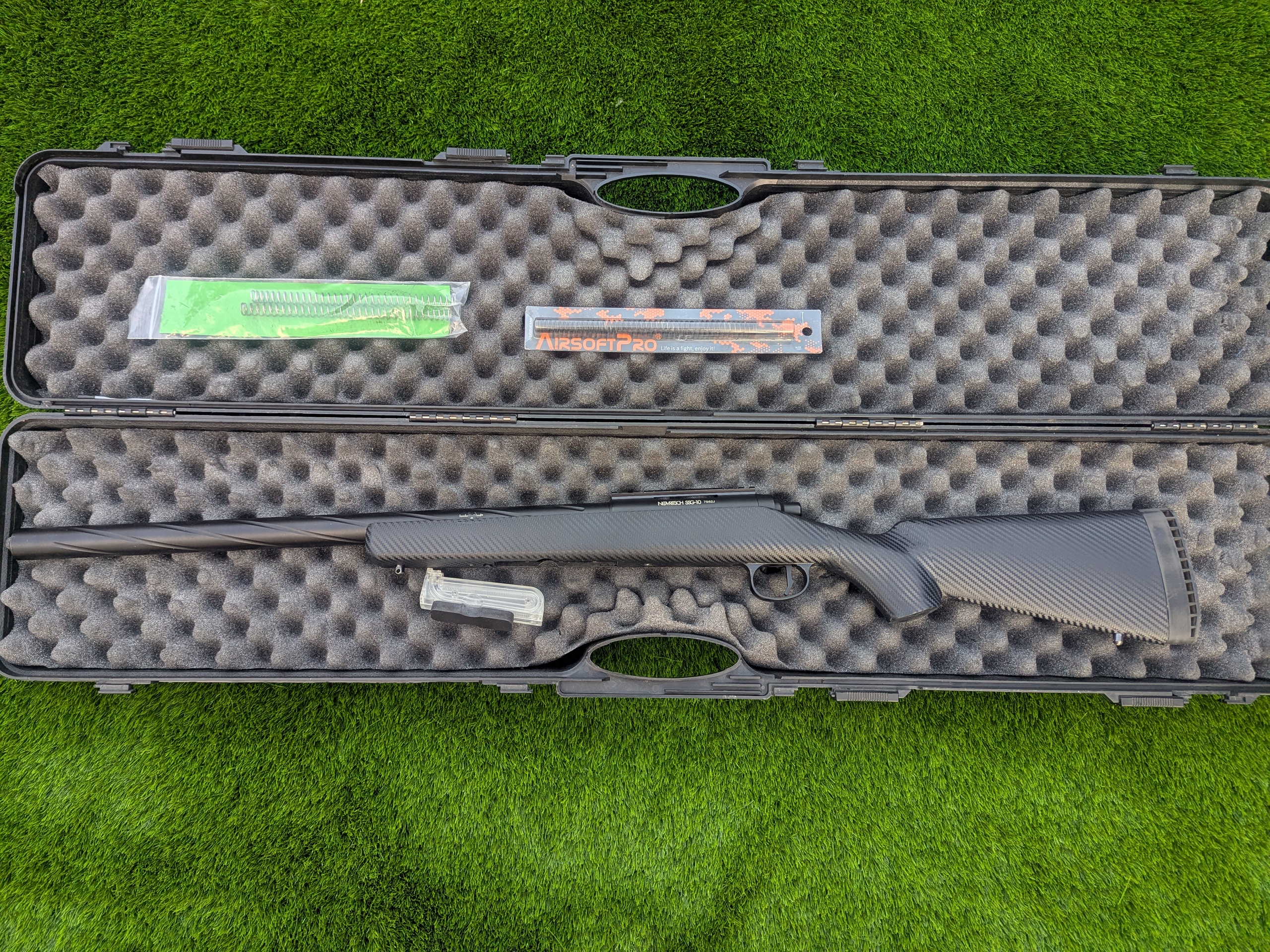 Snajperka ASG karabin SSG10 Novritsch CARBON z walizką