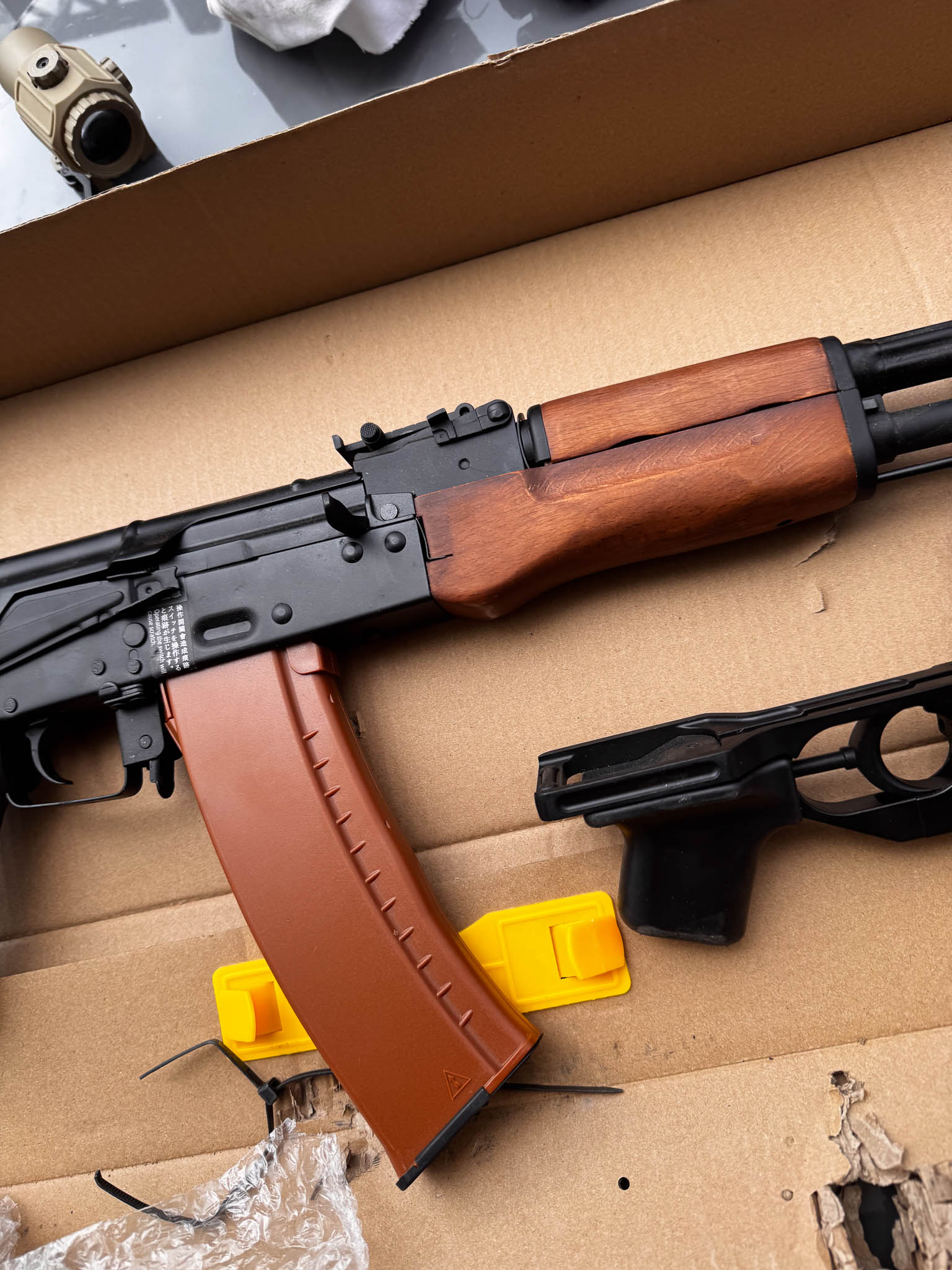 Replika karabinka 600A z granatnikiem