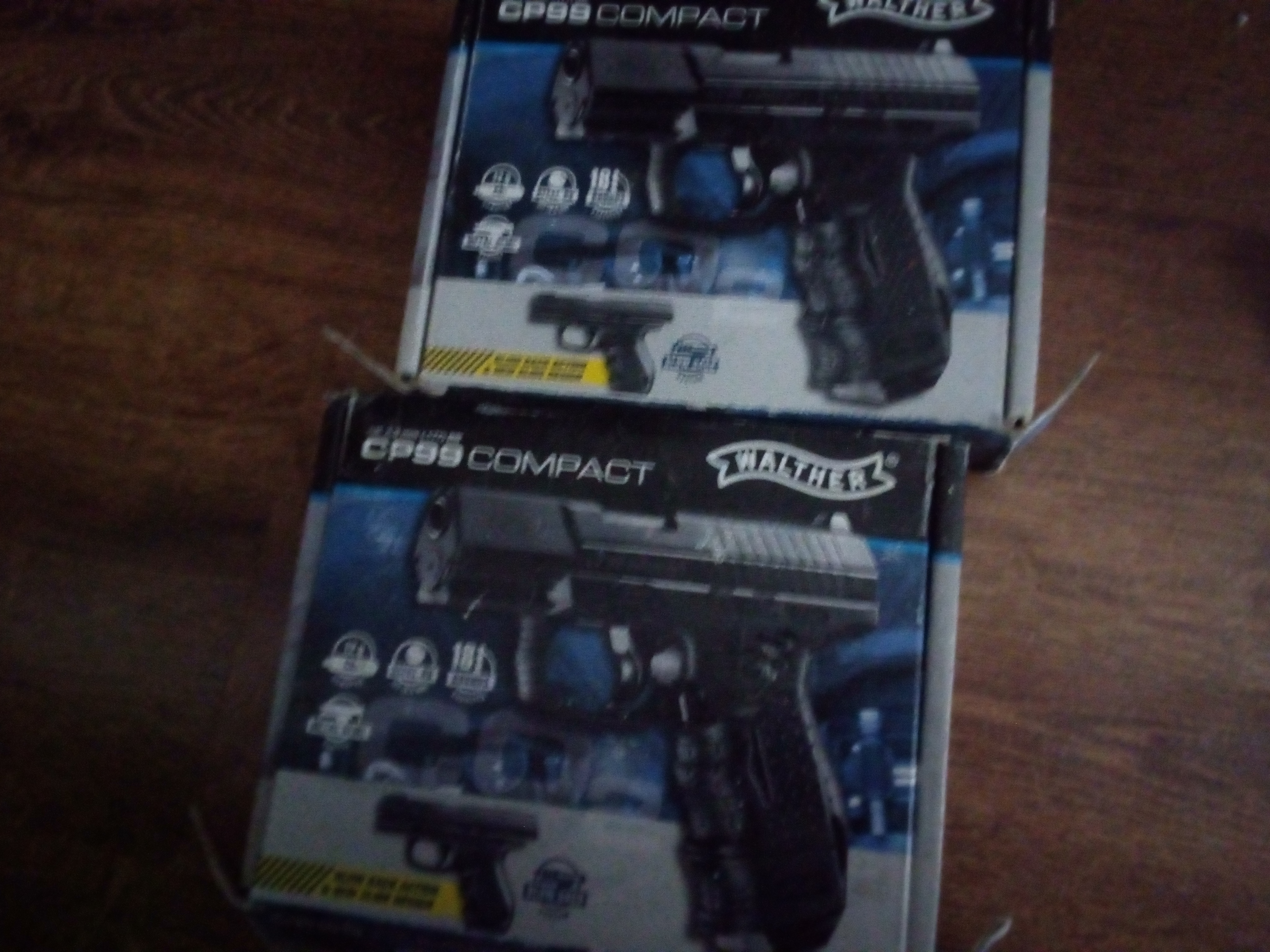 2 sztuki wiatrówek, 2x WALTHER P99 / CO2 / GBB / 3 magazynki