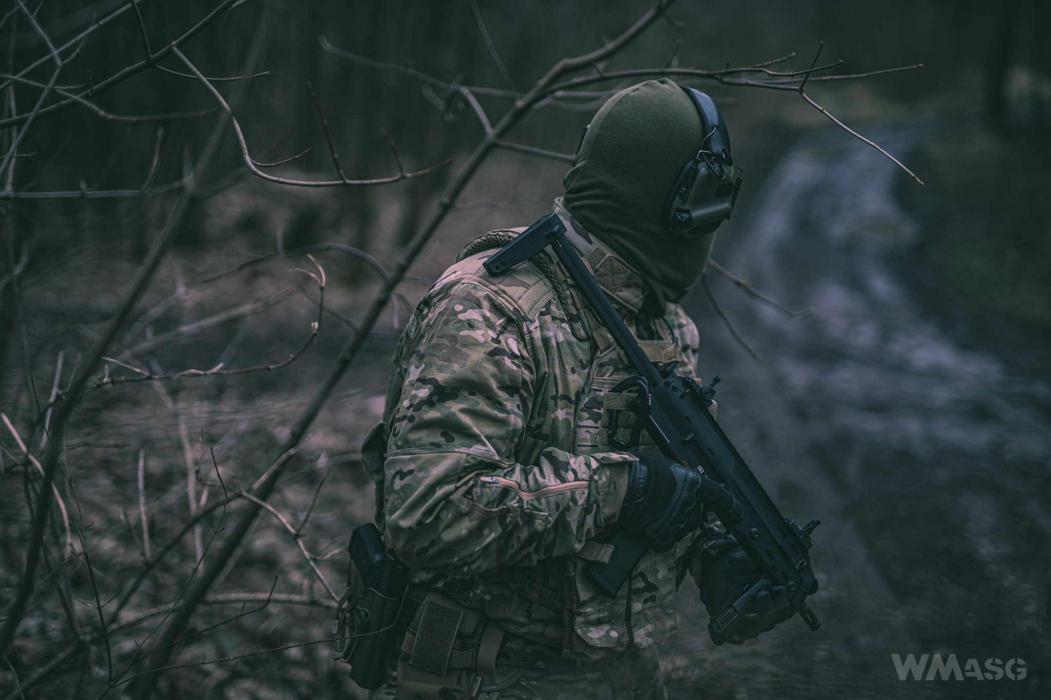 HK MP7A1 AEG - UMAREX/VFC- w terenie