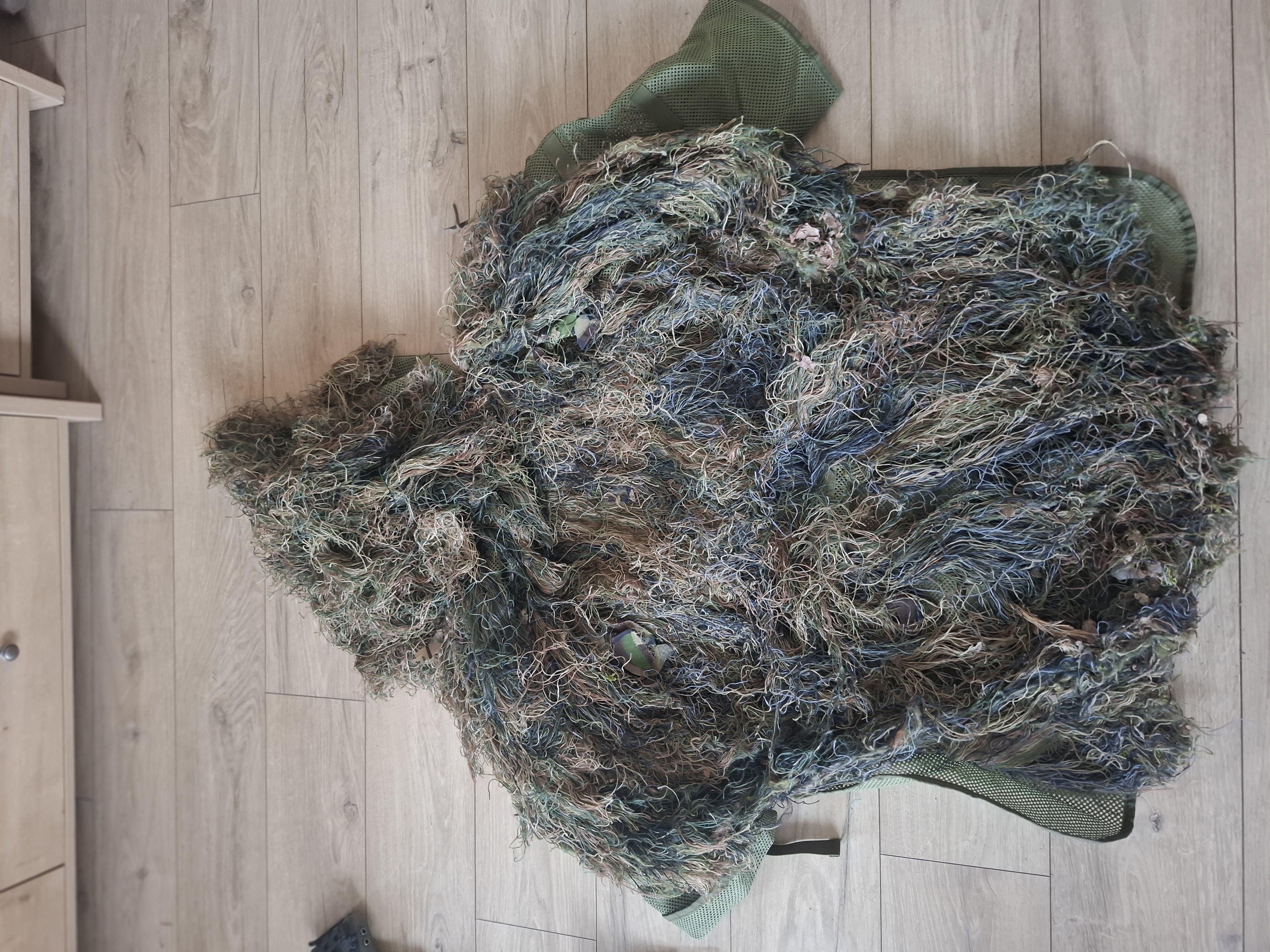 Ręcznie robiony Ghili Suit