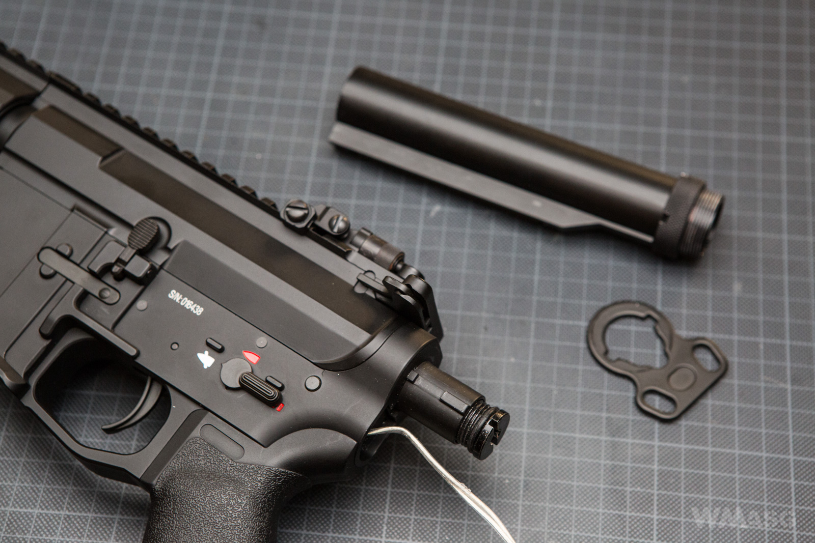 Cyma CM.097B - wewnątrz