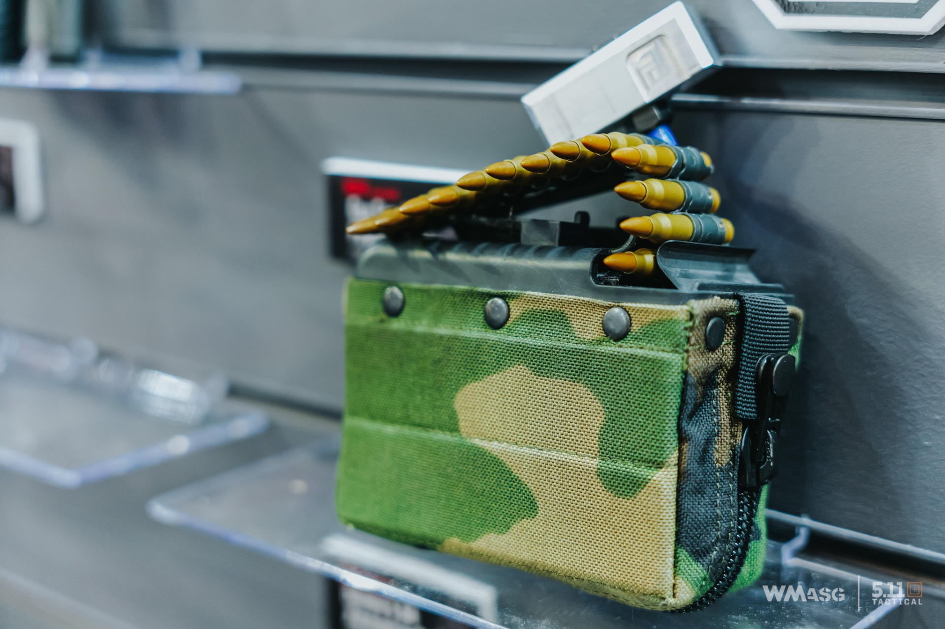 Nowy prototyp repliki Vega Force Company na targach IWA 2023