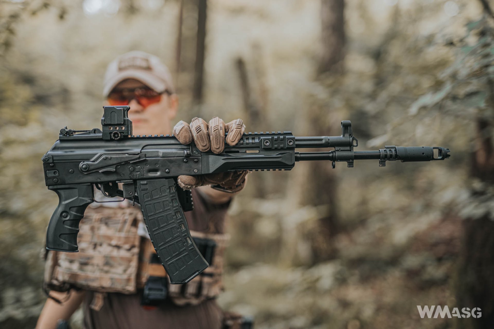 Arcturus AT-AK12