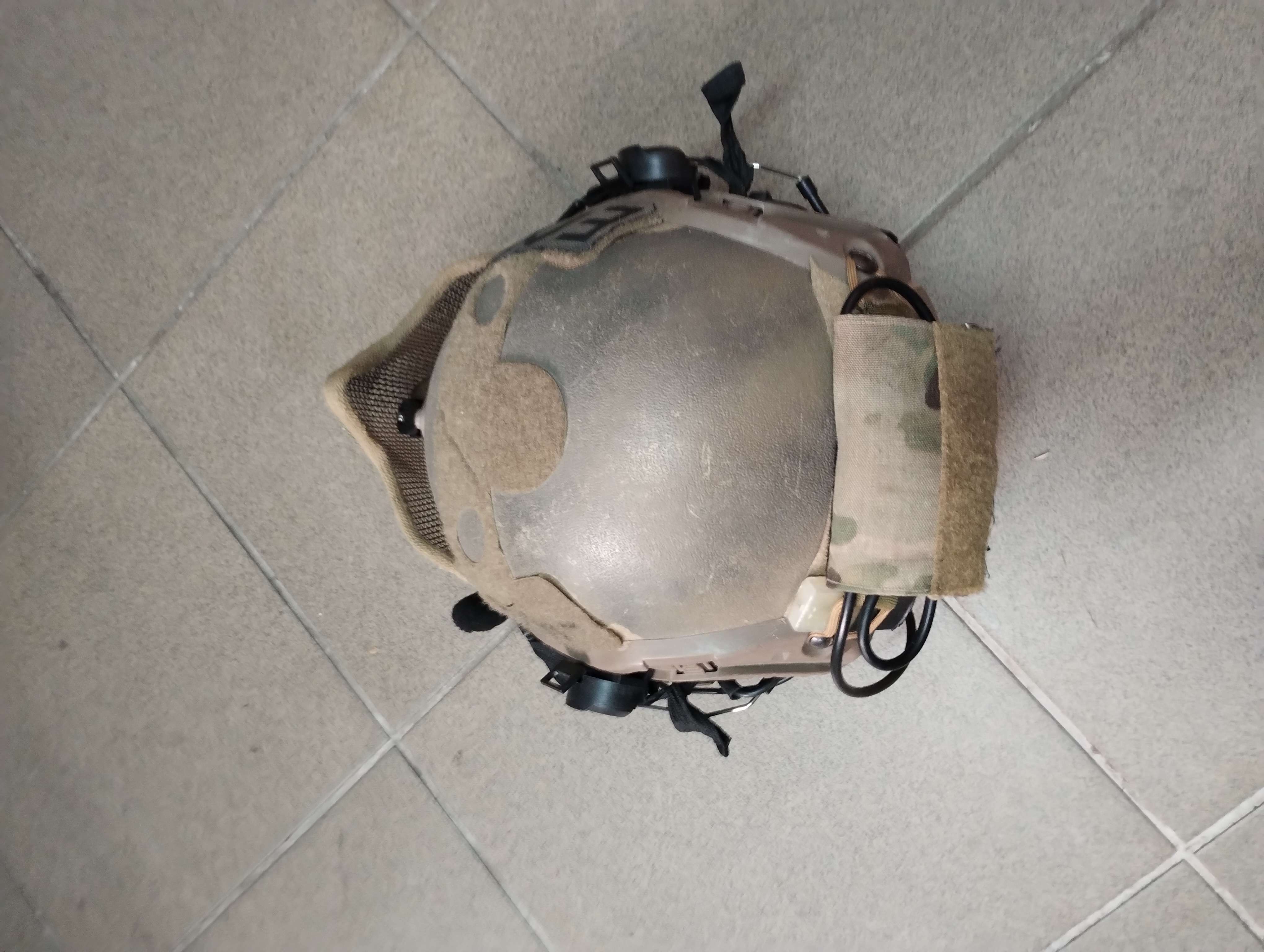 Hełm mich/fast słuchawki