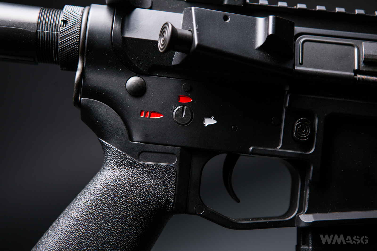 Cyma CM.097B - z zewnątrz