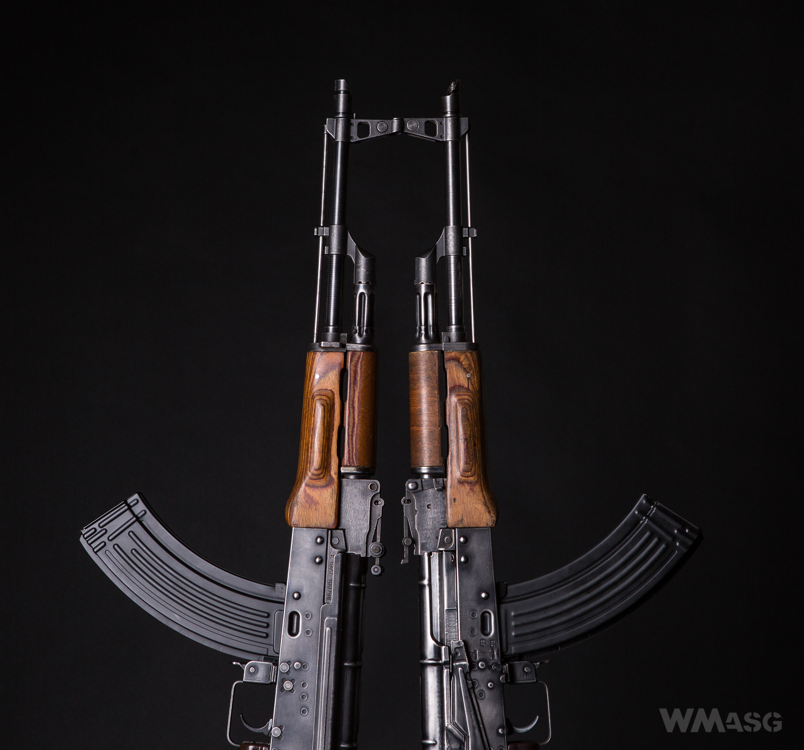 AKM G&G (z AIMS)