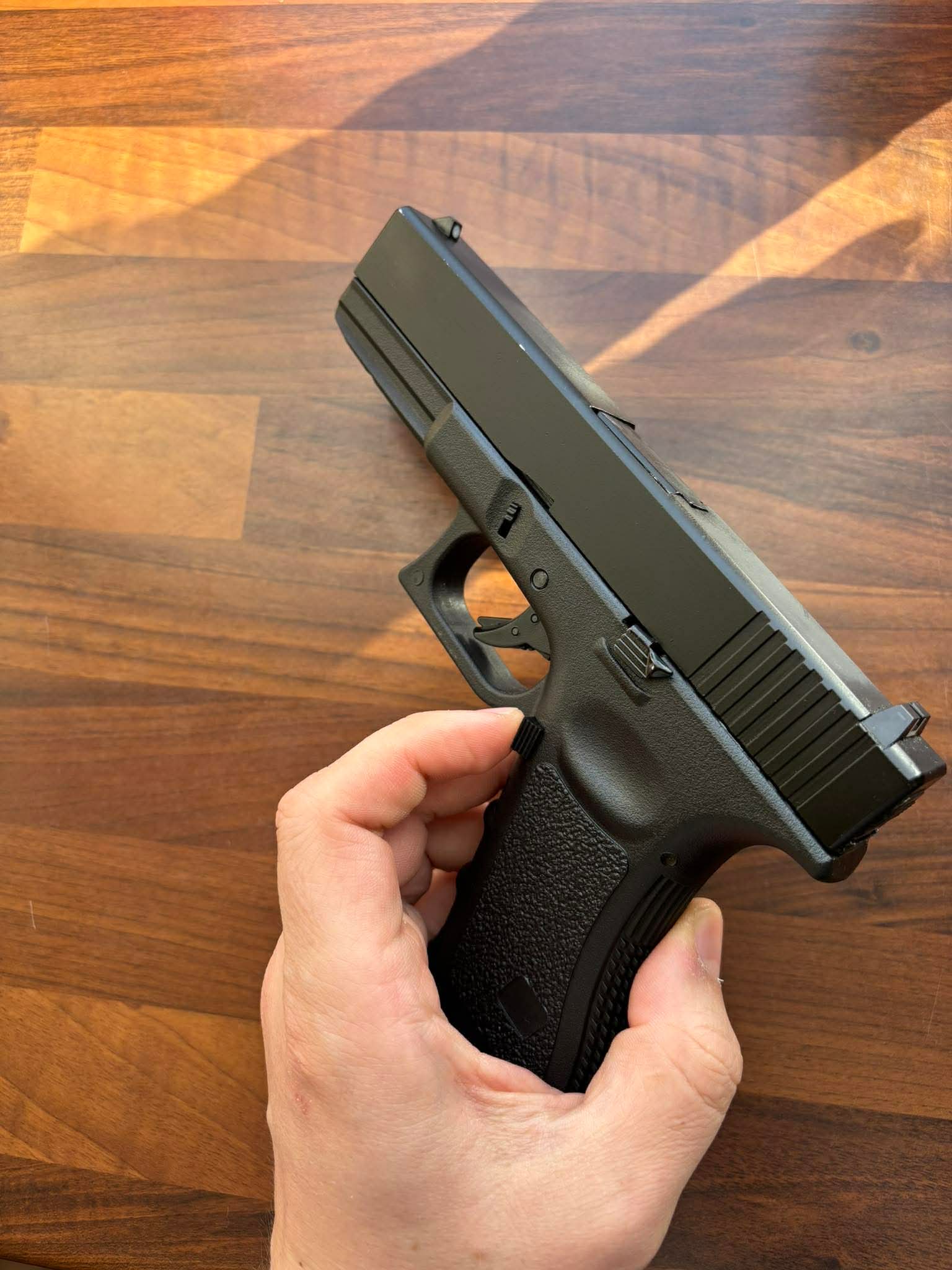 Replika ASG pistoletu glock E&C