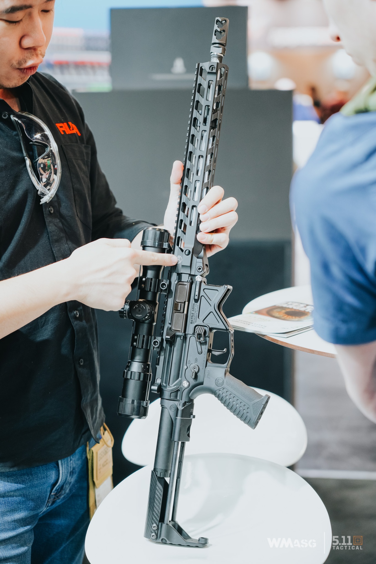 Red Wolf Airsoft z licencjonowanymi produktami własnej produkcji.