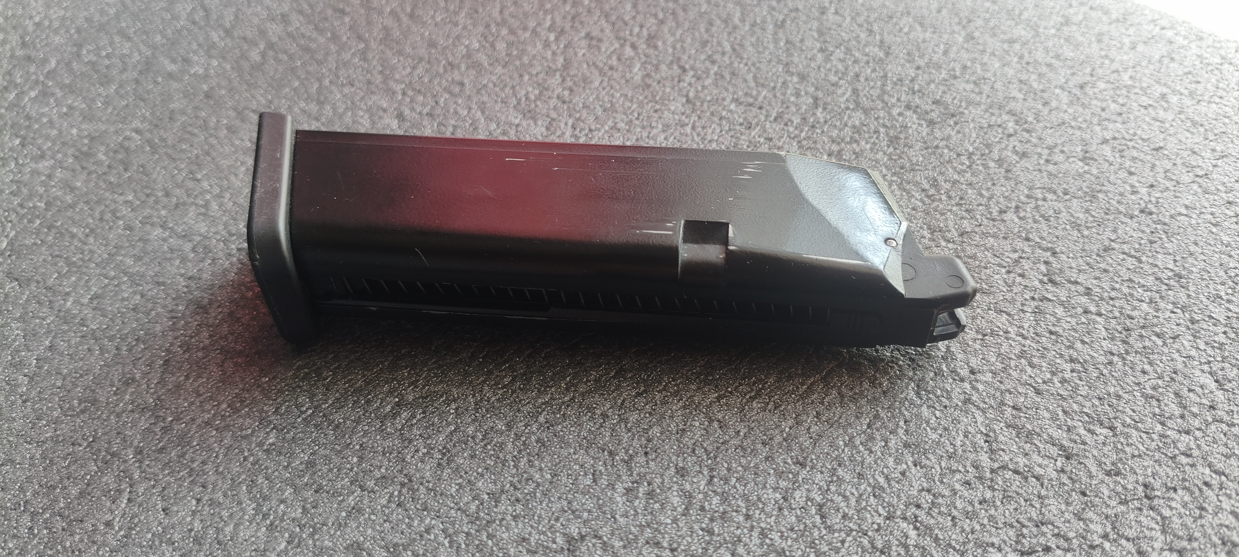 AAP-01 - 2 magazynki (23 + 50 kulek)