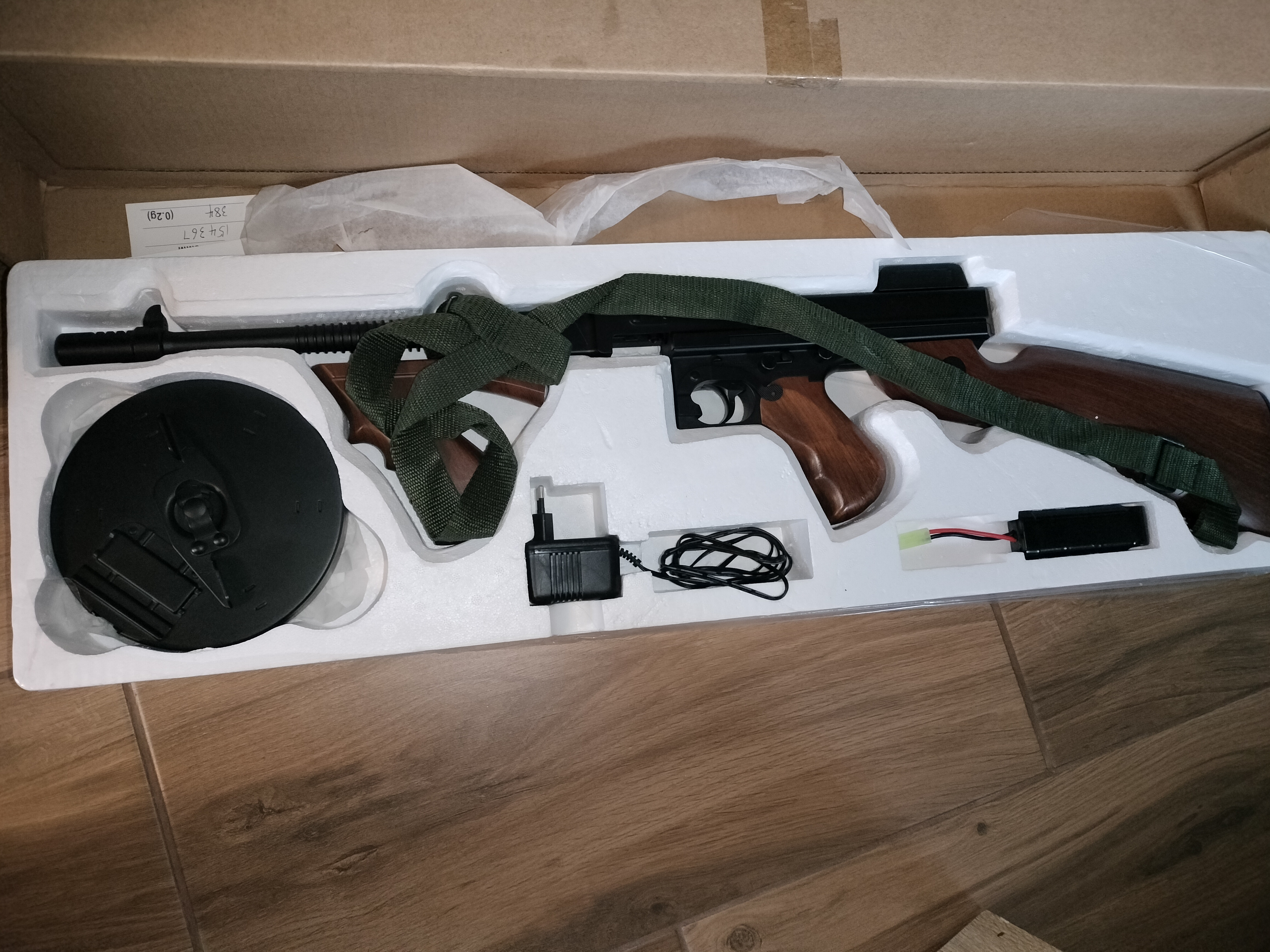 CM.051 (stockowa) + magazynek + akumulator i ładowarka. Cena do negocjacji