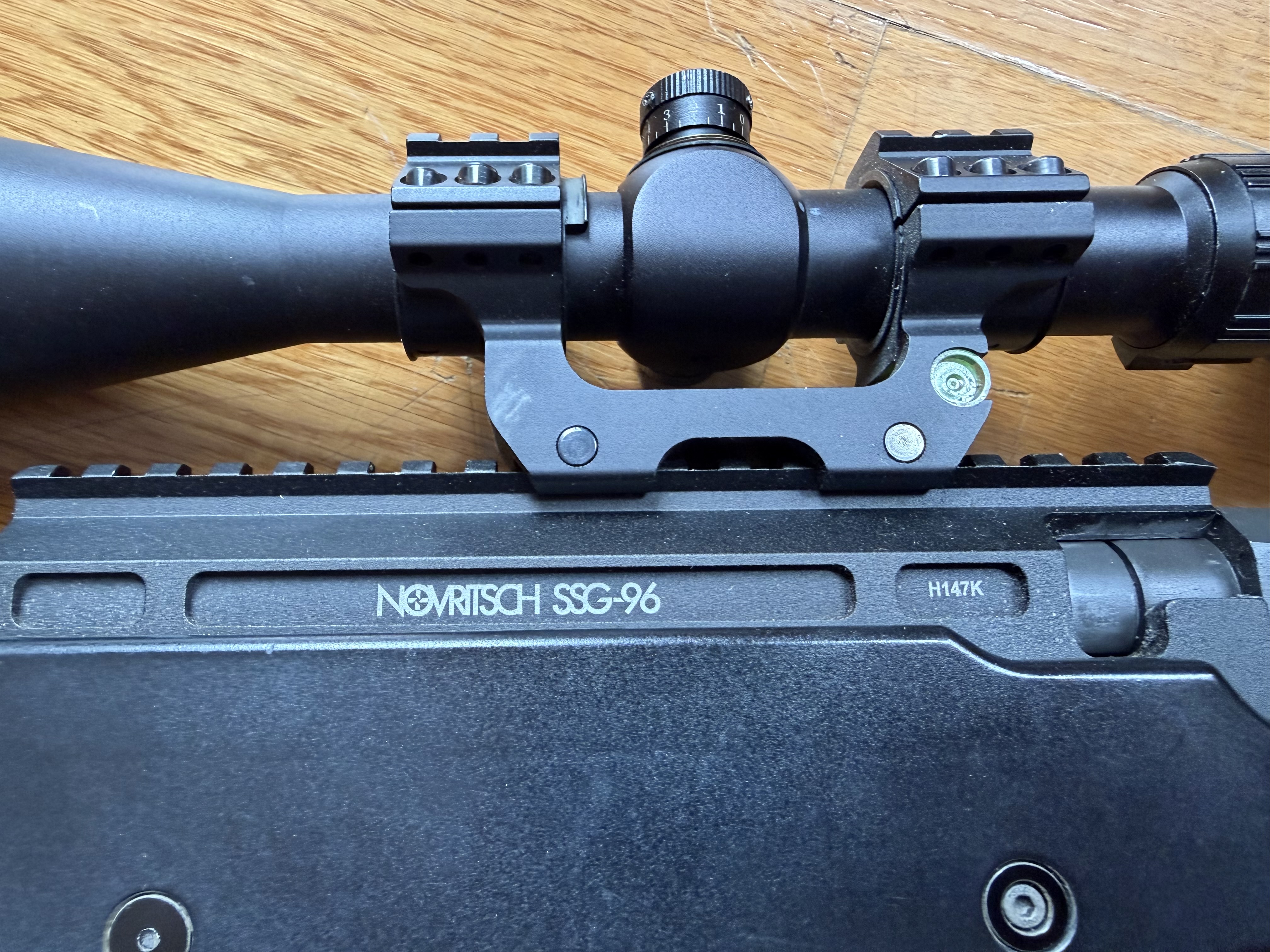 Novritsch SSG-96 + luneta + magazynki + tłumik
