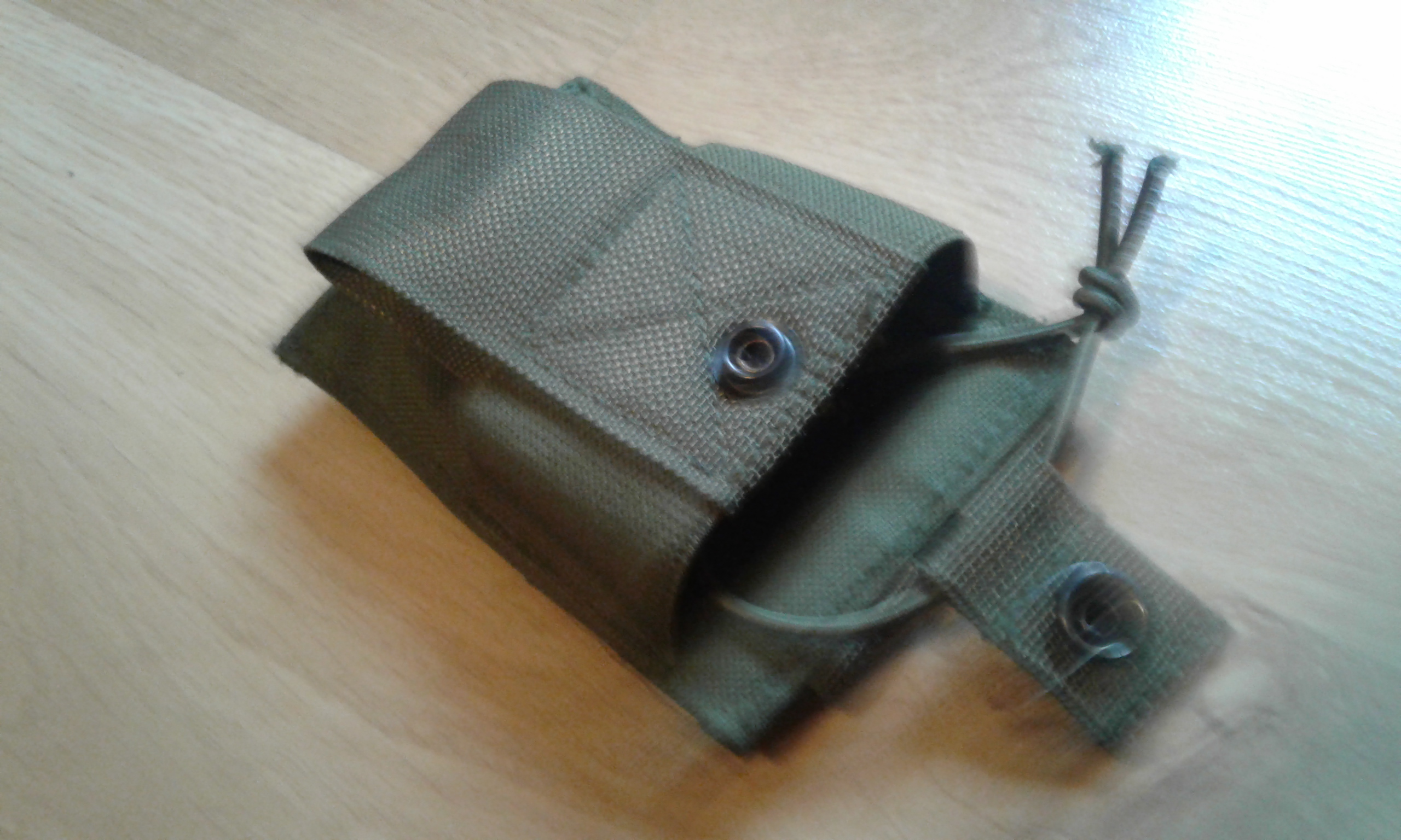 Ładownica MOLLE na krótkofalówkę, NOWA