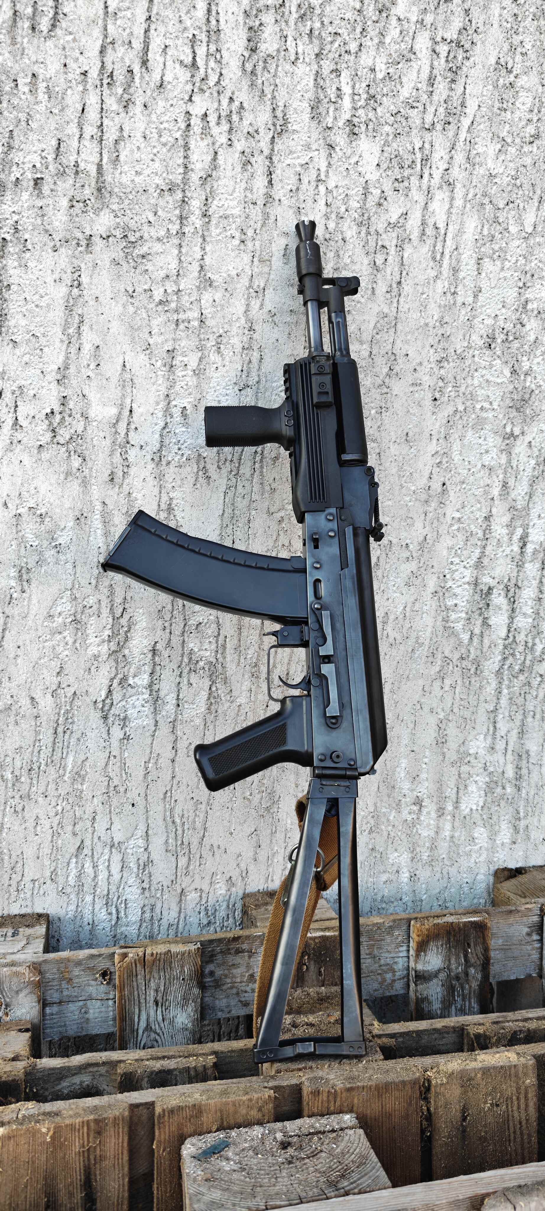 LCK105 NV stock + 6 midcapów