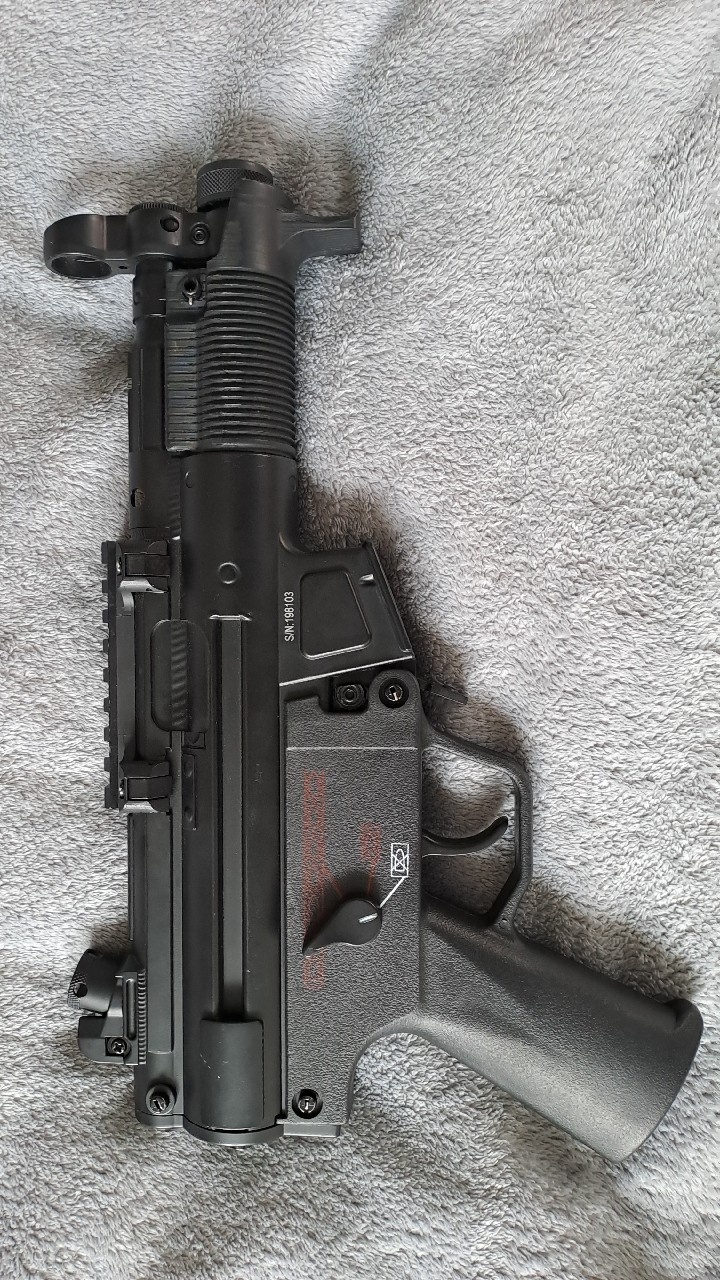MP5k CYMA (4 magazynki + dodatki!)