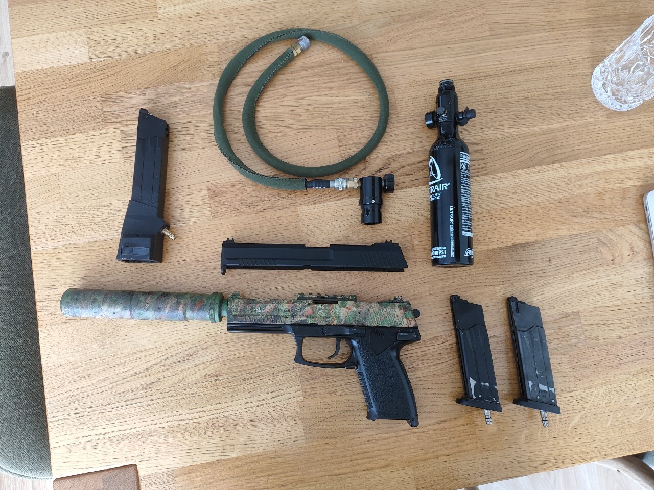 Zestaw HPA, Tokyo Marui MK23 + adapter, butla, wąż, reduktor, magi, zamek