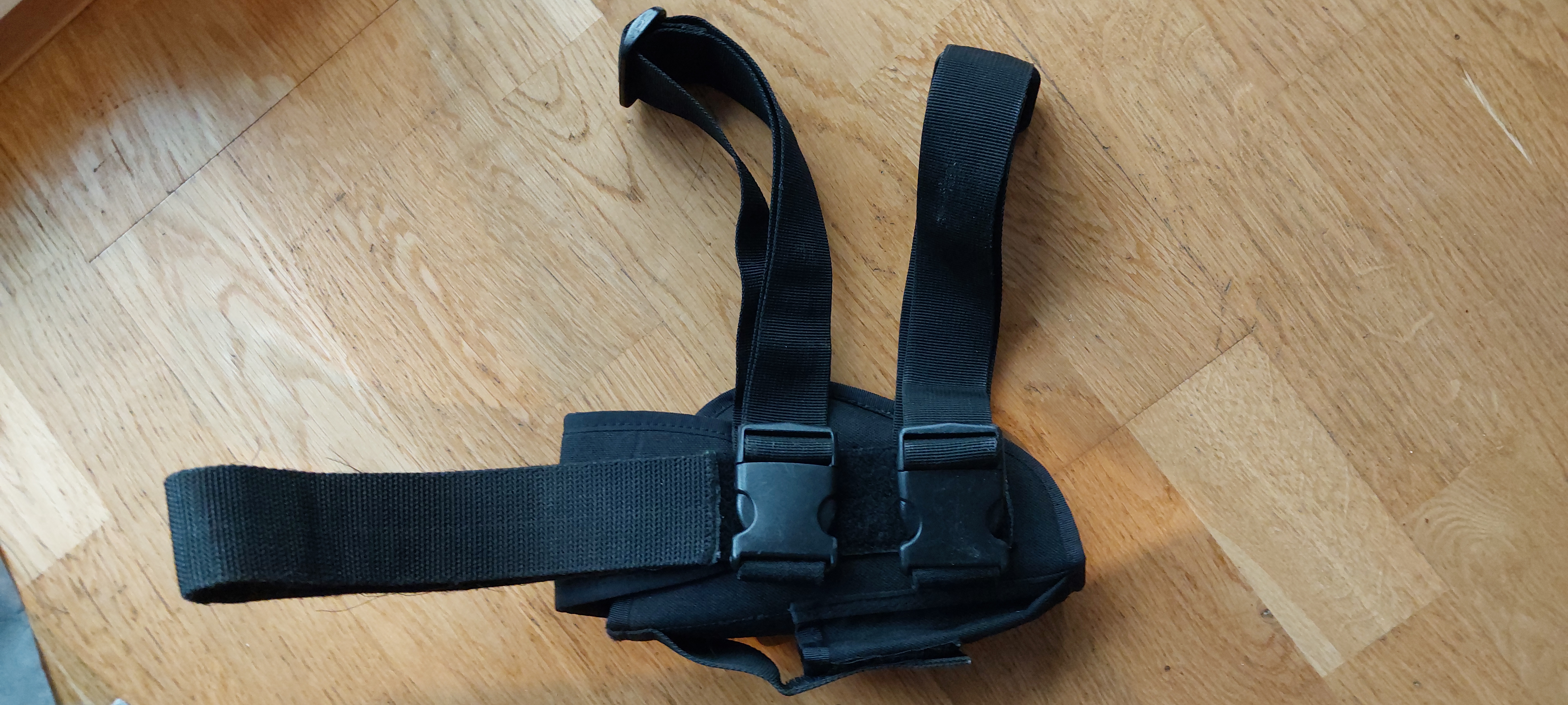 Kabura udowa Strike Systems