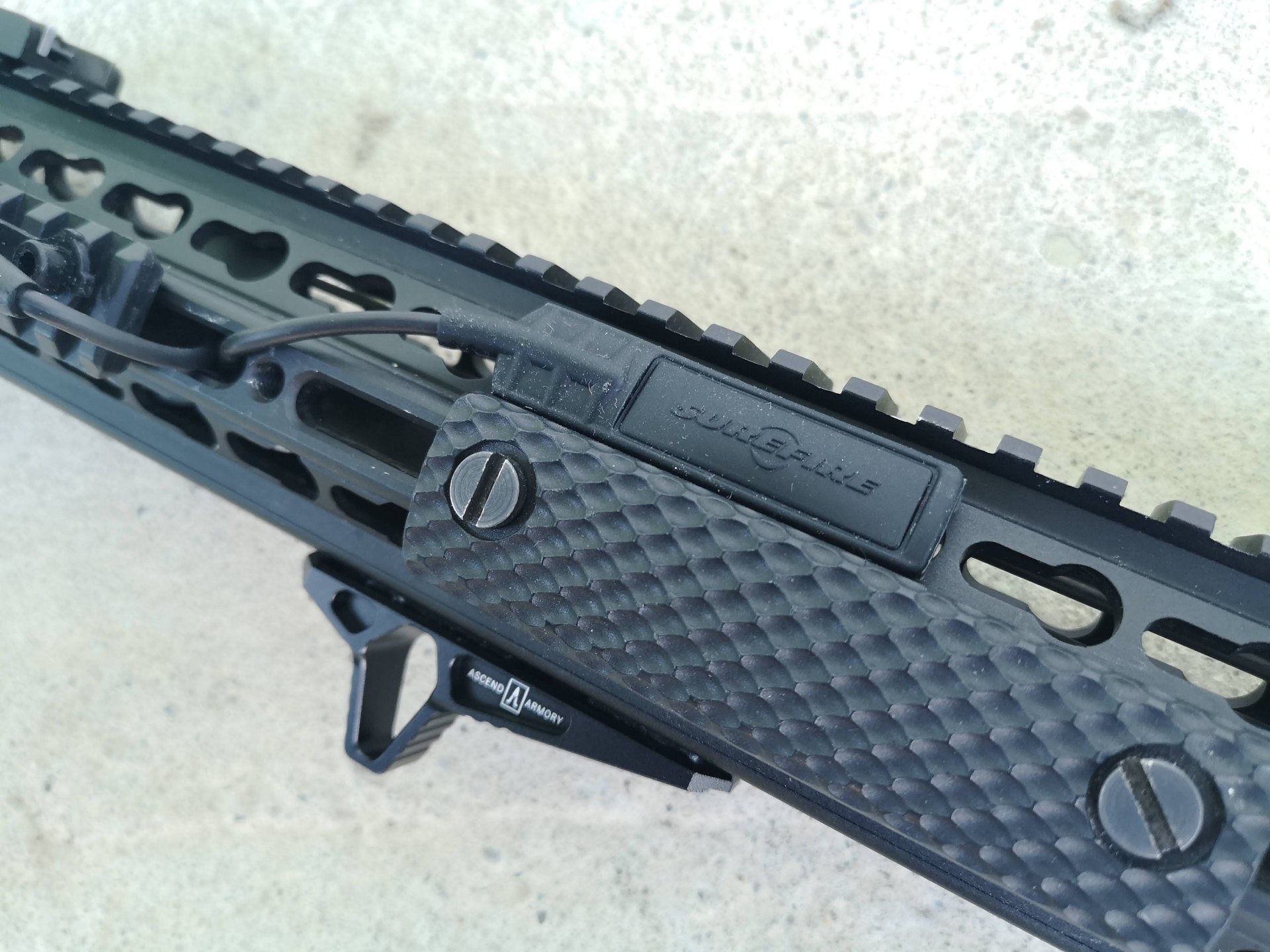Latarka kopia SureFire M600 stan BDB
