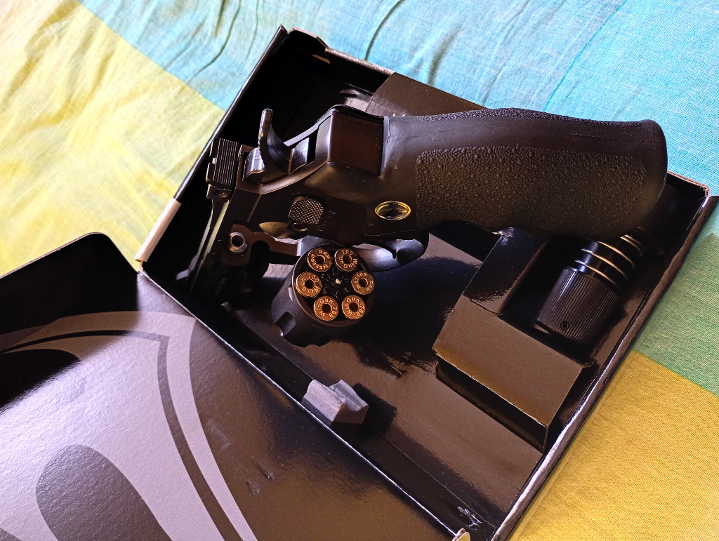 Revolver wiatrowka 4.5mm borner