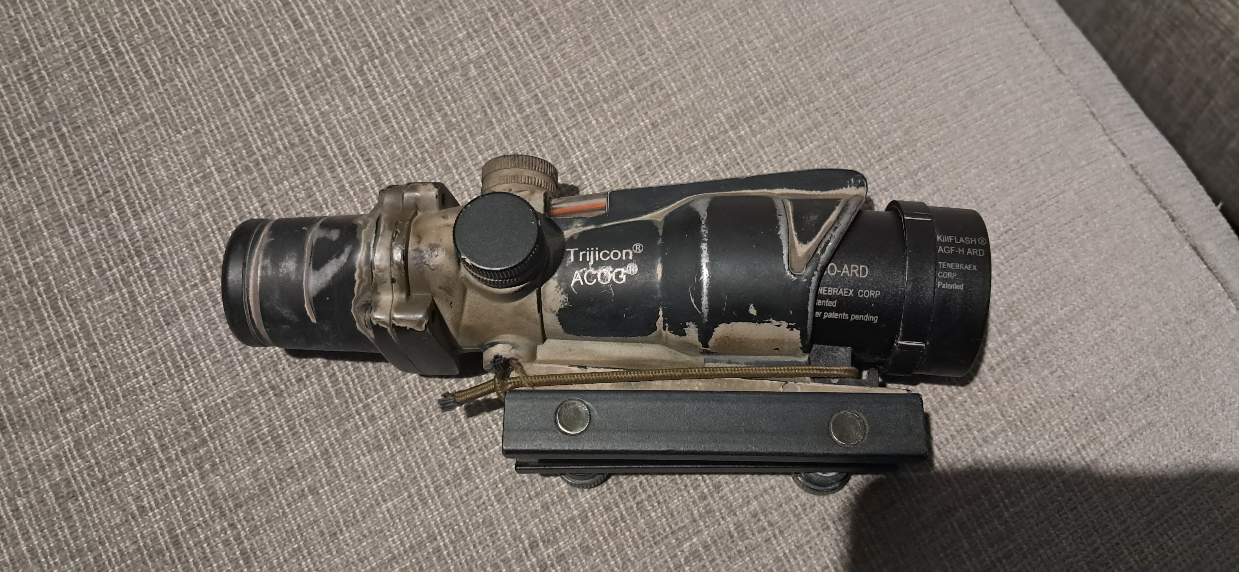 Acog z oznaczeniami