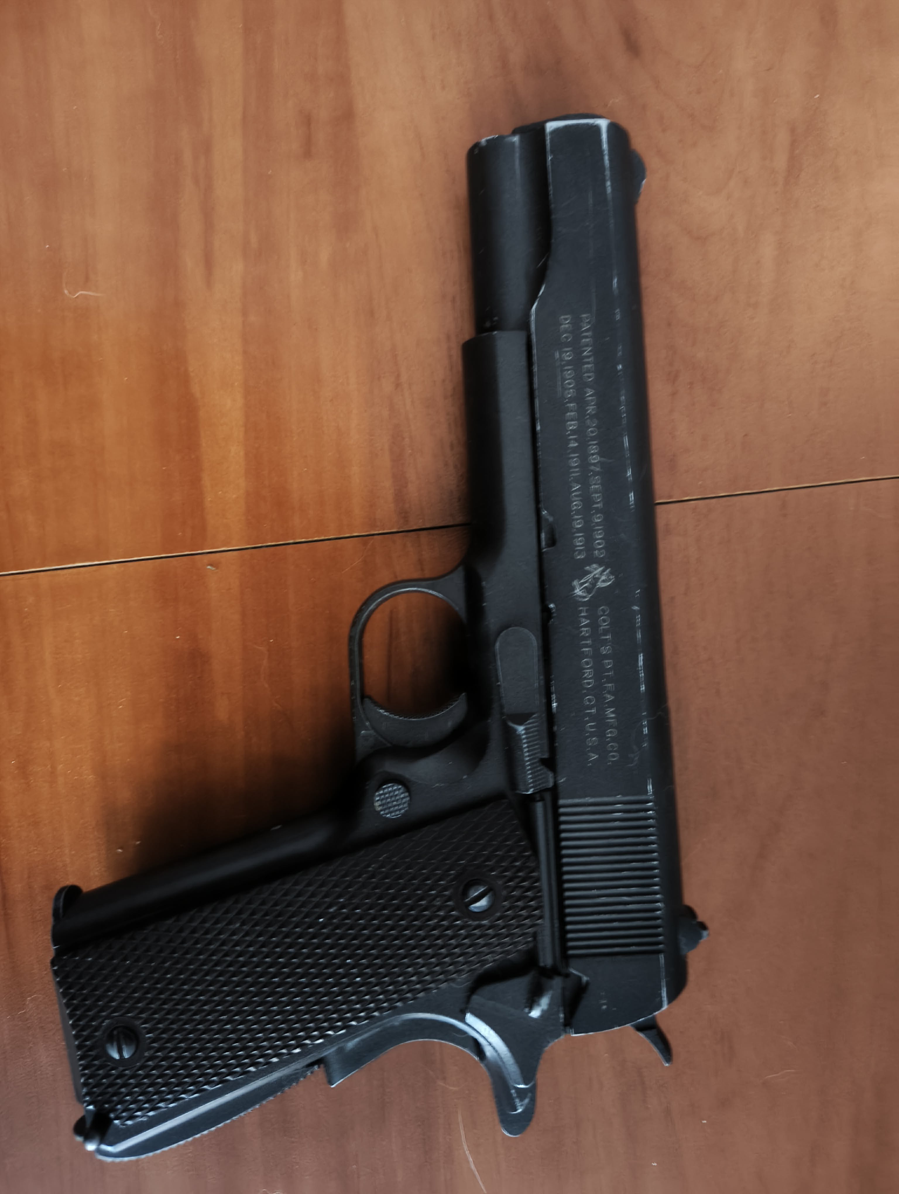 KWC Colt 1911A1 - uszkodzony