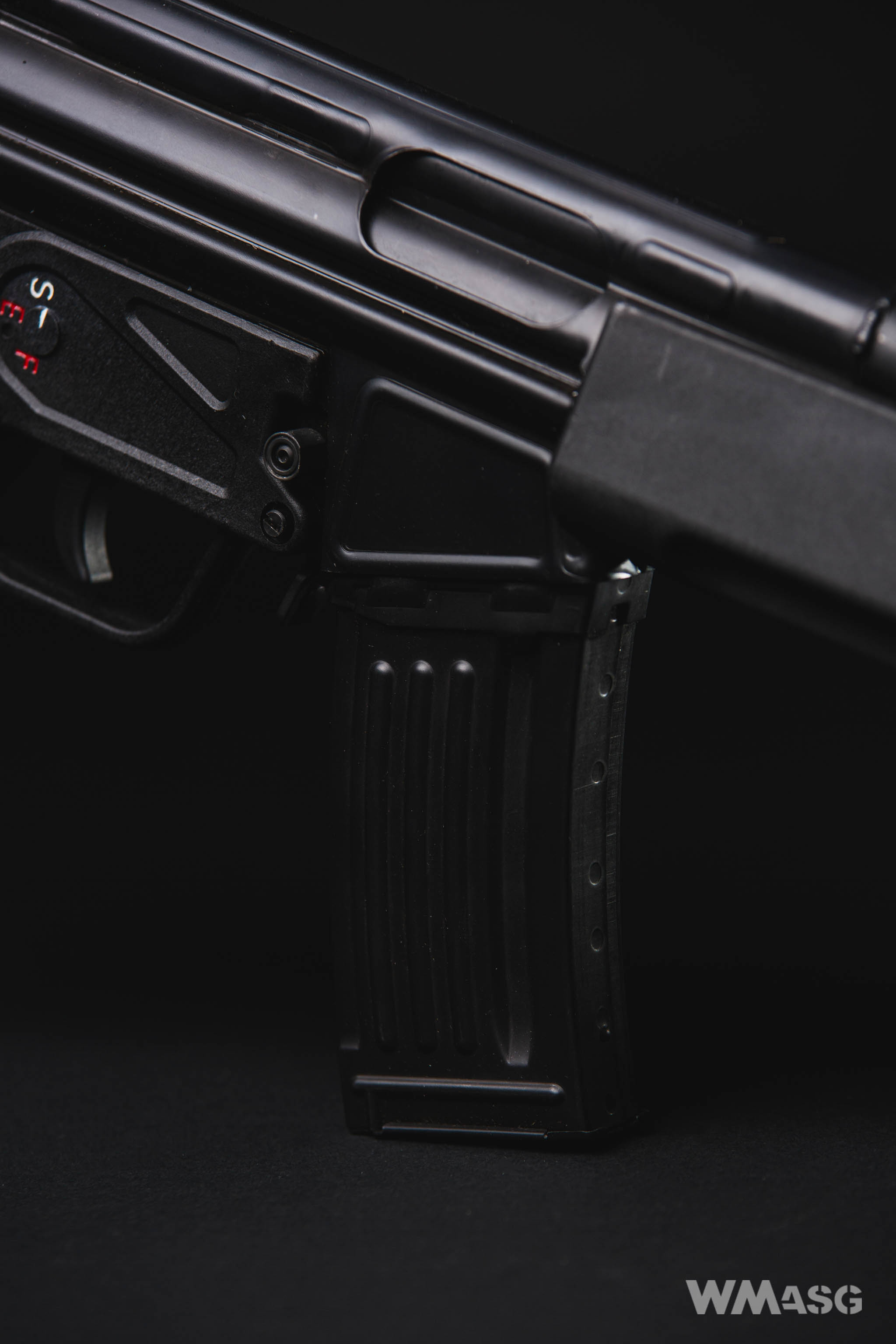 LCT LK-33A2 (HK G33) z zewnątrz