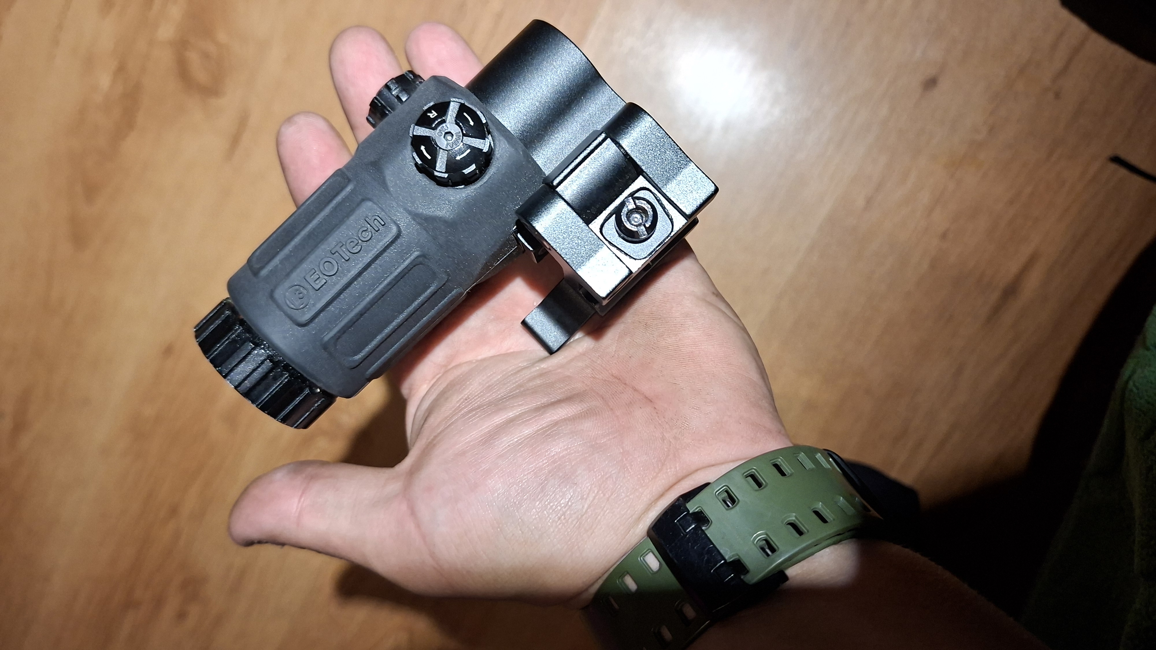 kolimator EoTech i Magnifier