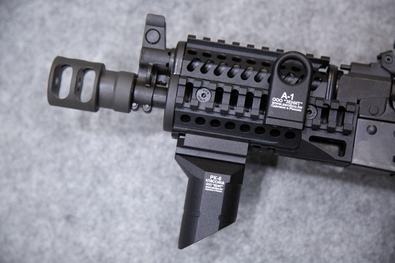 MOA 2019 LCT repliki Z