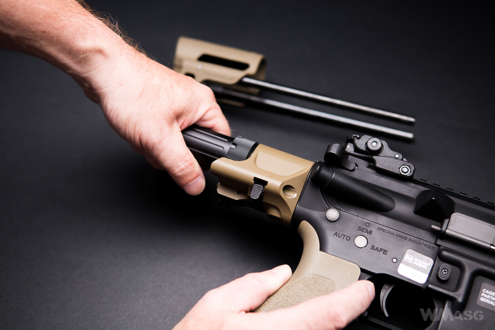 Specna Arms SA -E12 PDW Edge BK-TAN (sesja w studio)