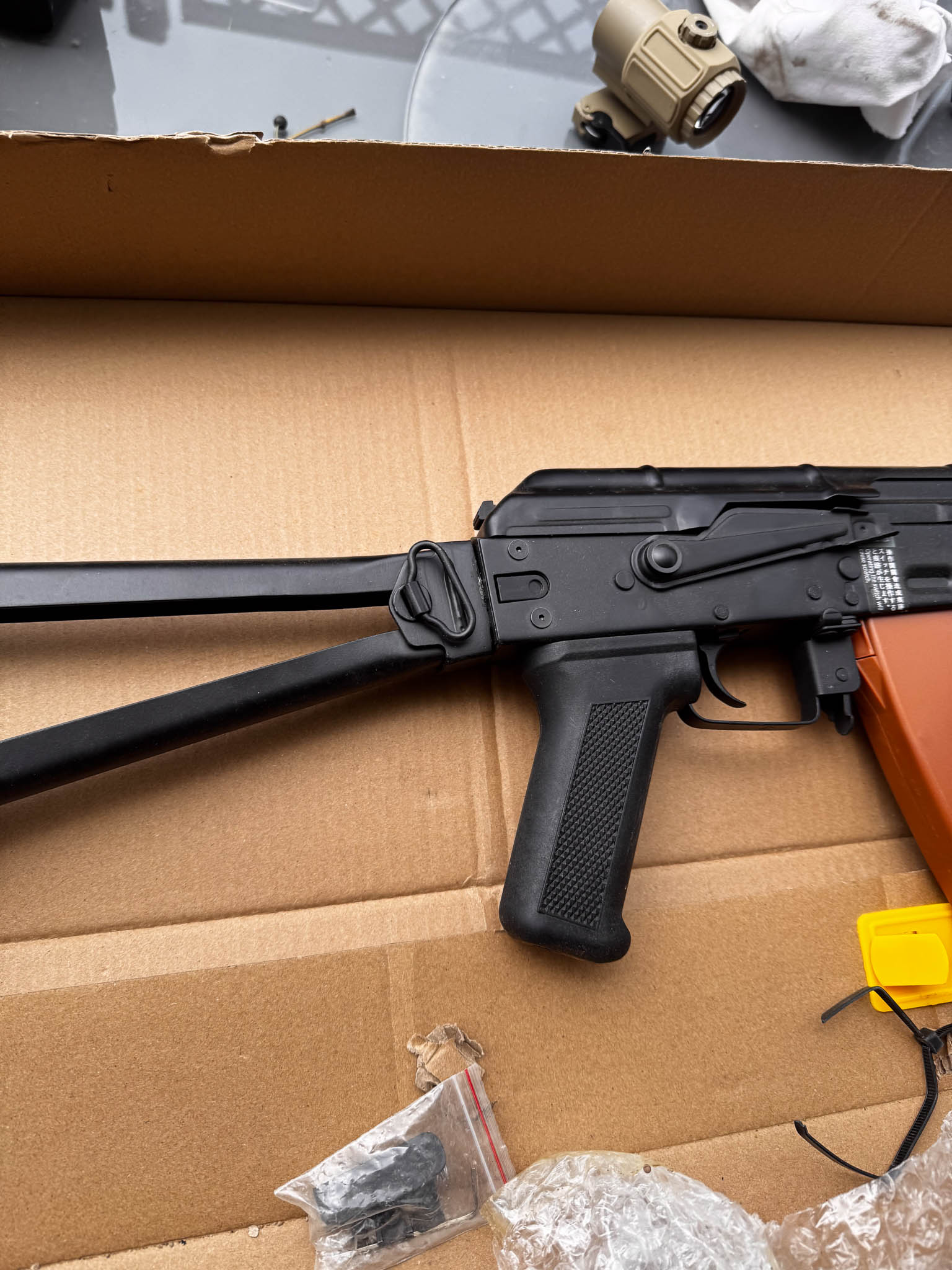 Replika karabinka 600A z granatnikiem