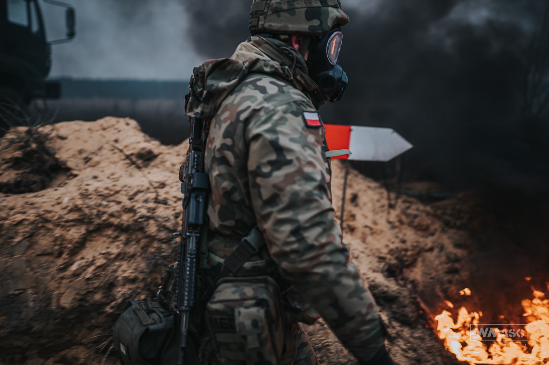 Żołnierze 6bdow na poligonie w Orzyszu (12.2020)